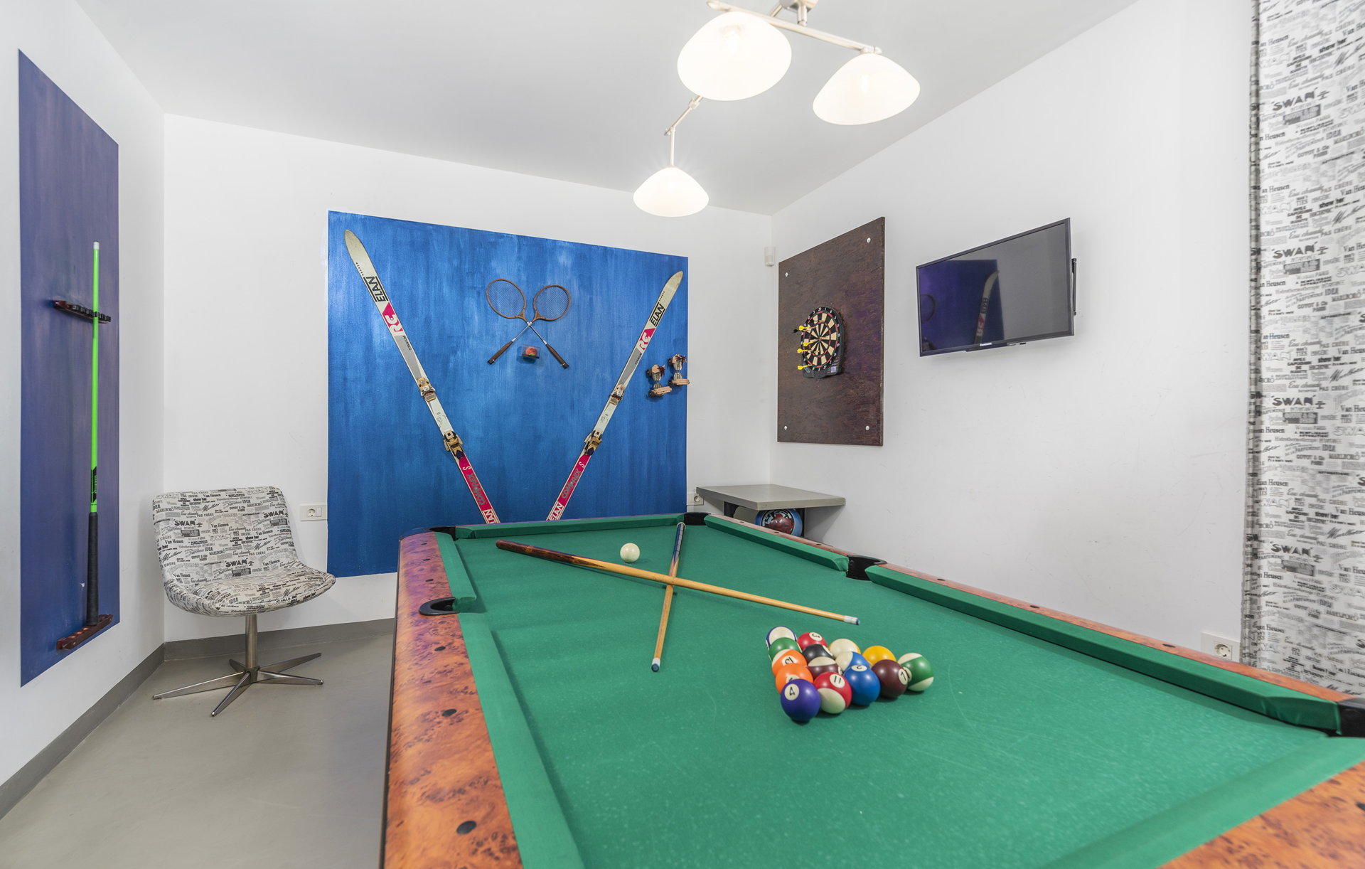 Holiday Home Green Way with Pool