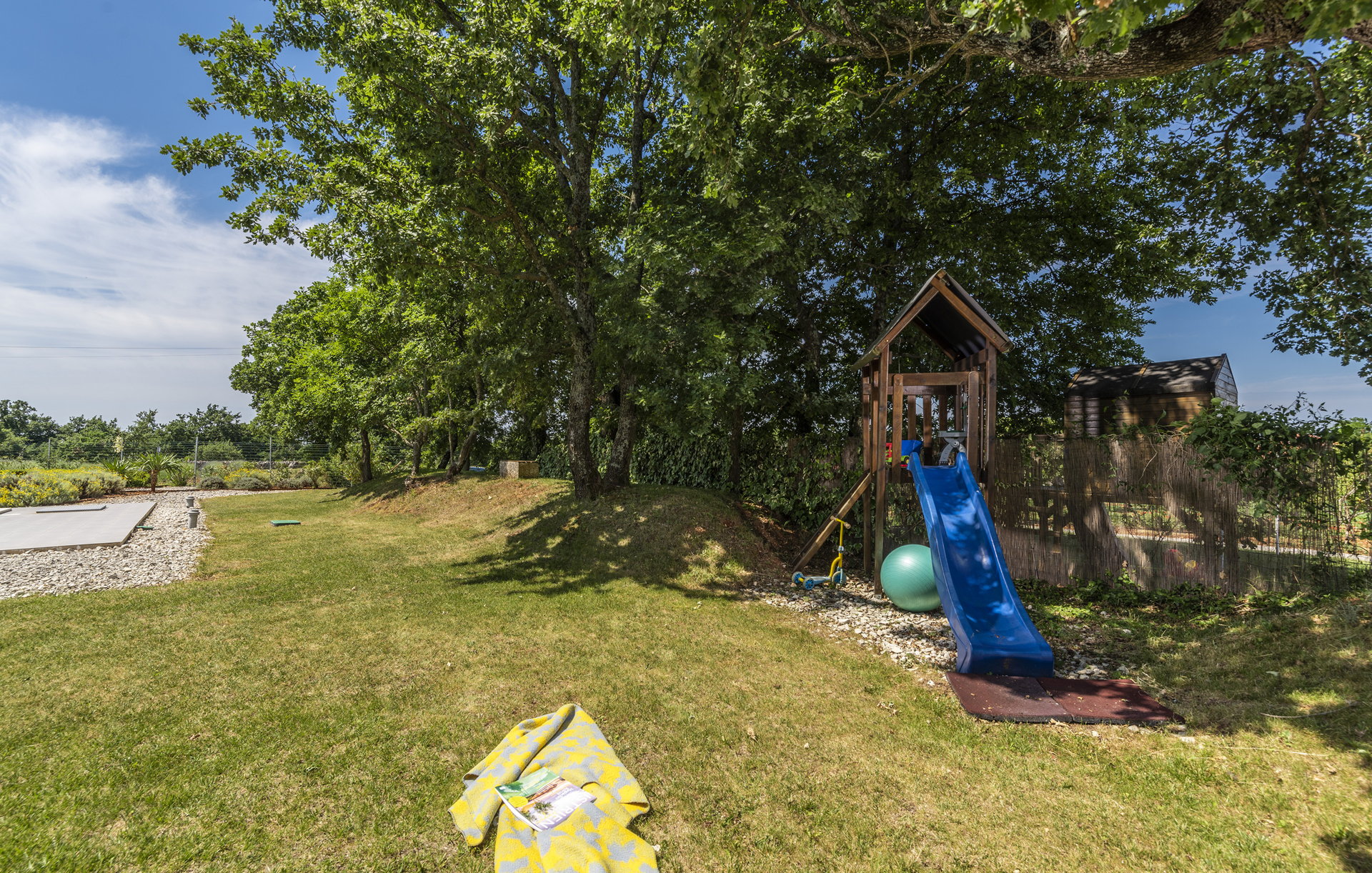 Holiday Home Green Way with Pool