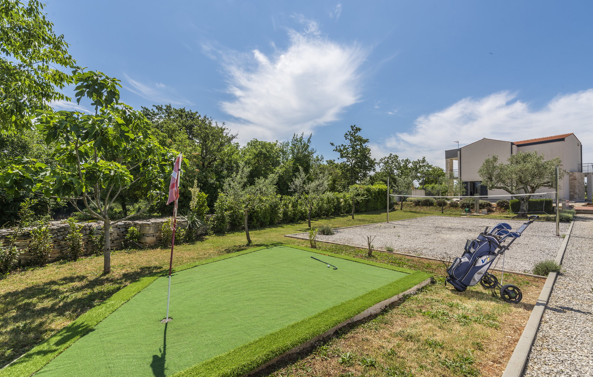 Holiday Home Green Way with Pool