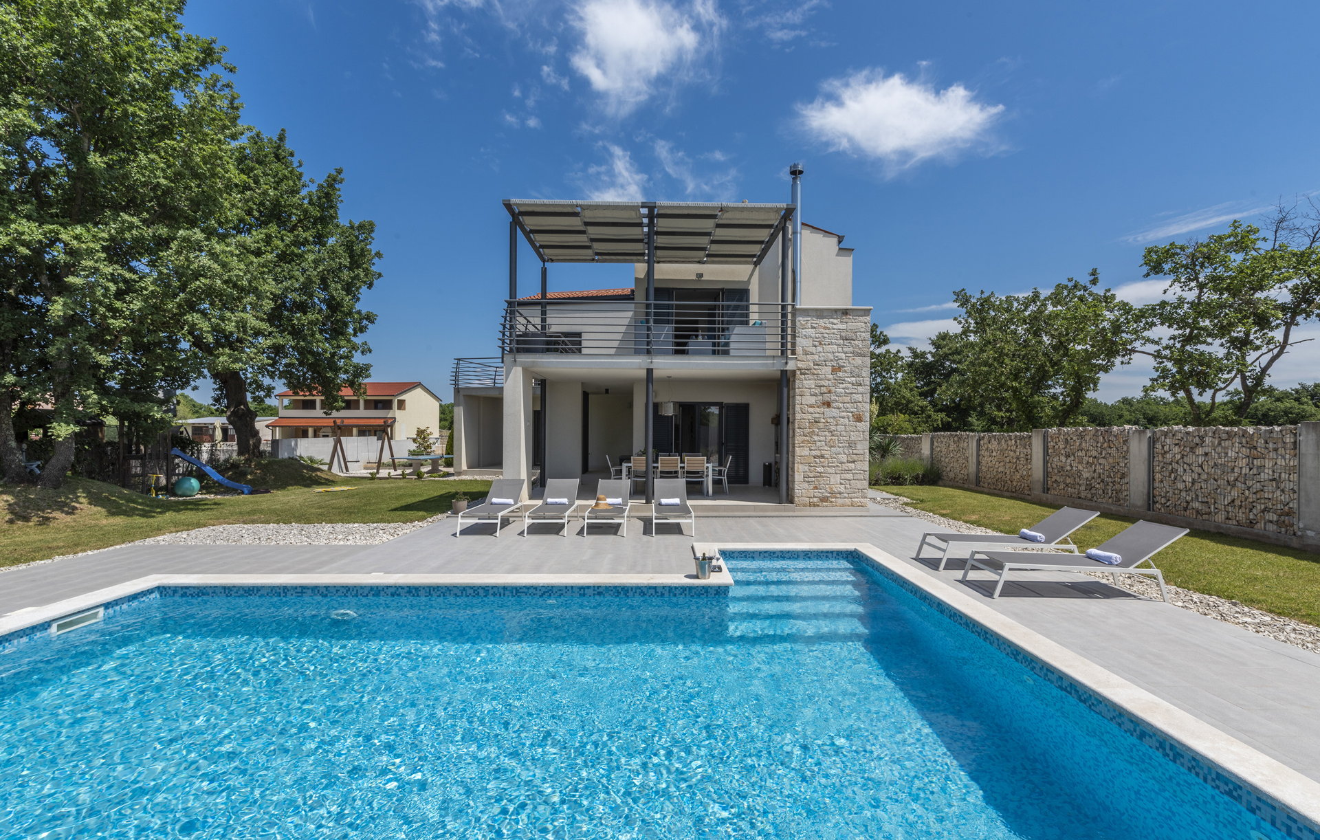 Holiday Home Green Way with Pool