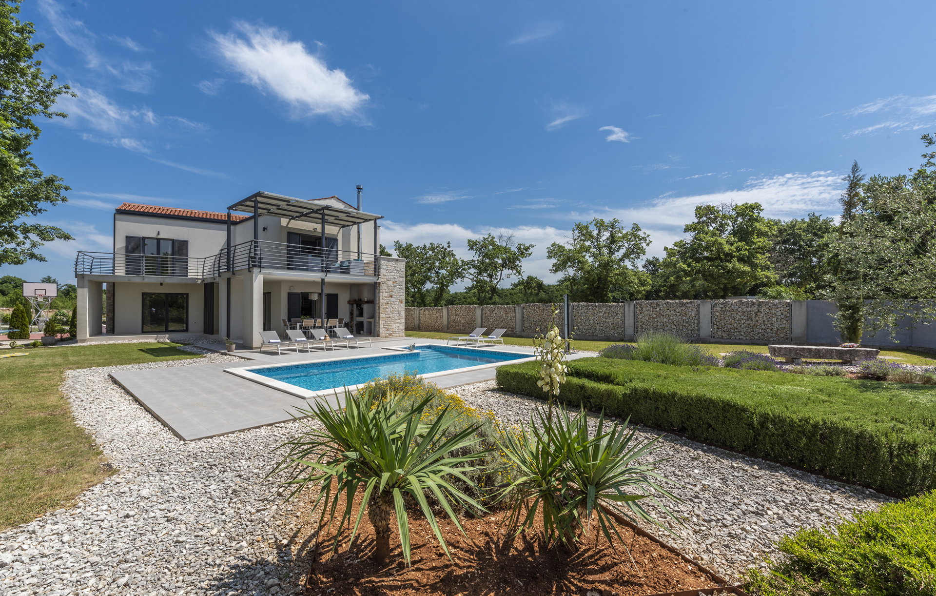 Holiday Home Green Way with Pool