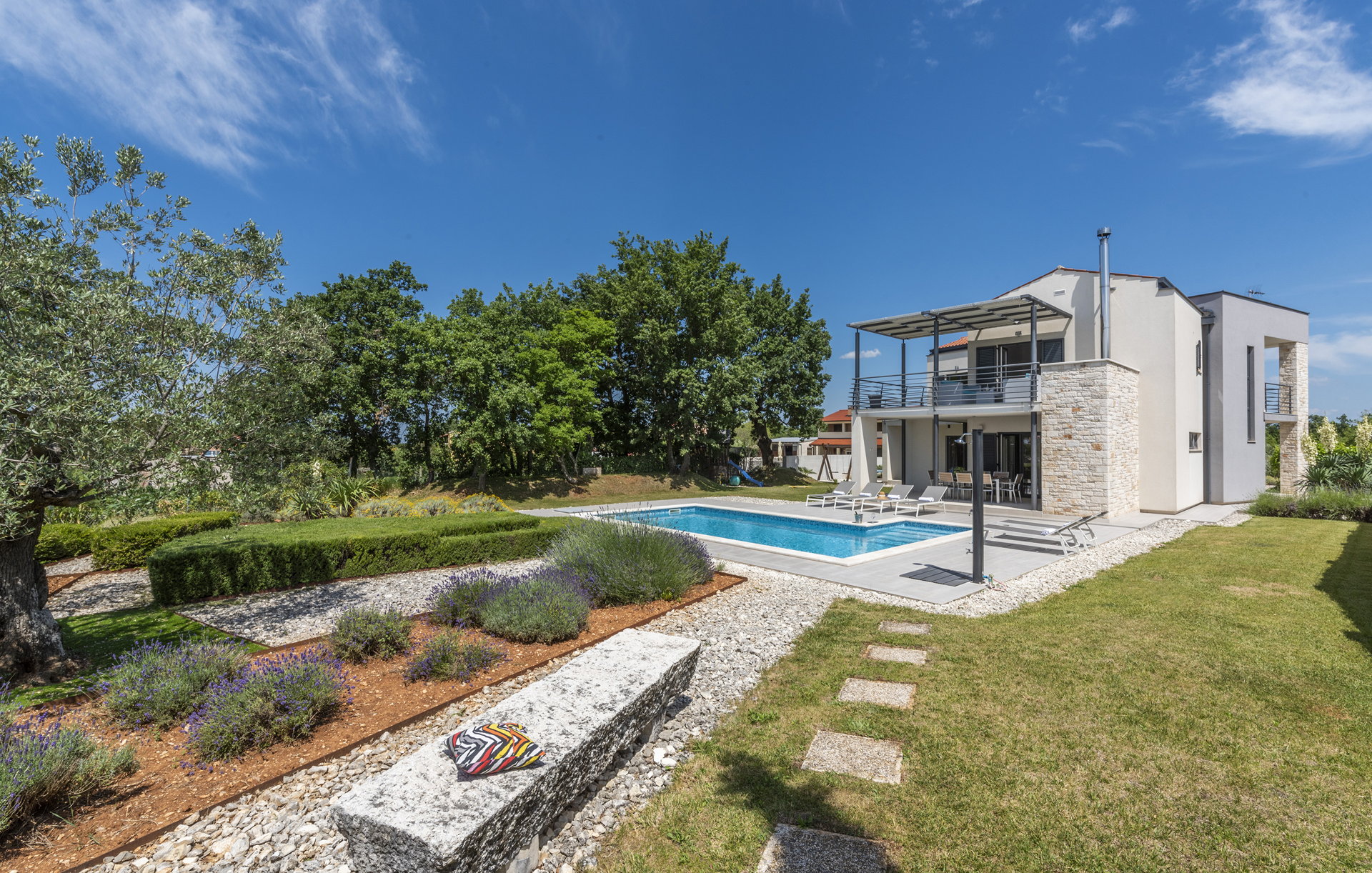 Holiday Home Green Way with Pool