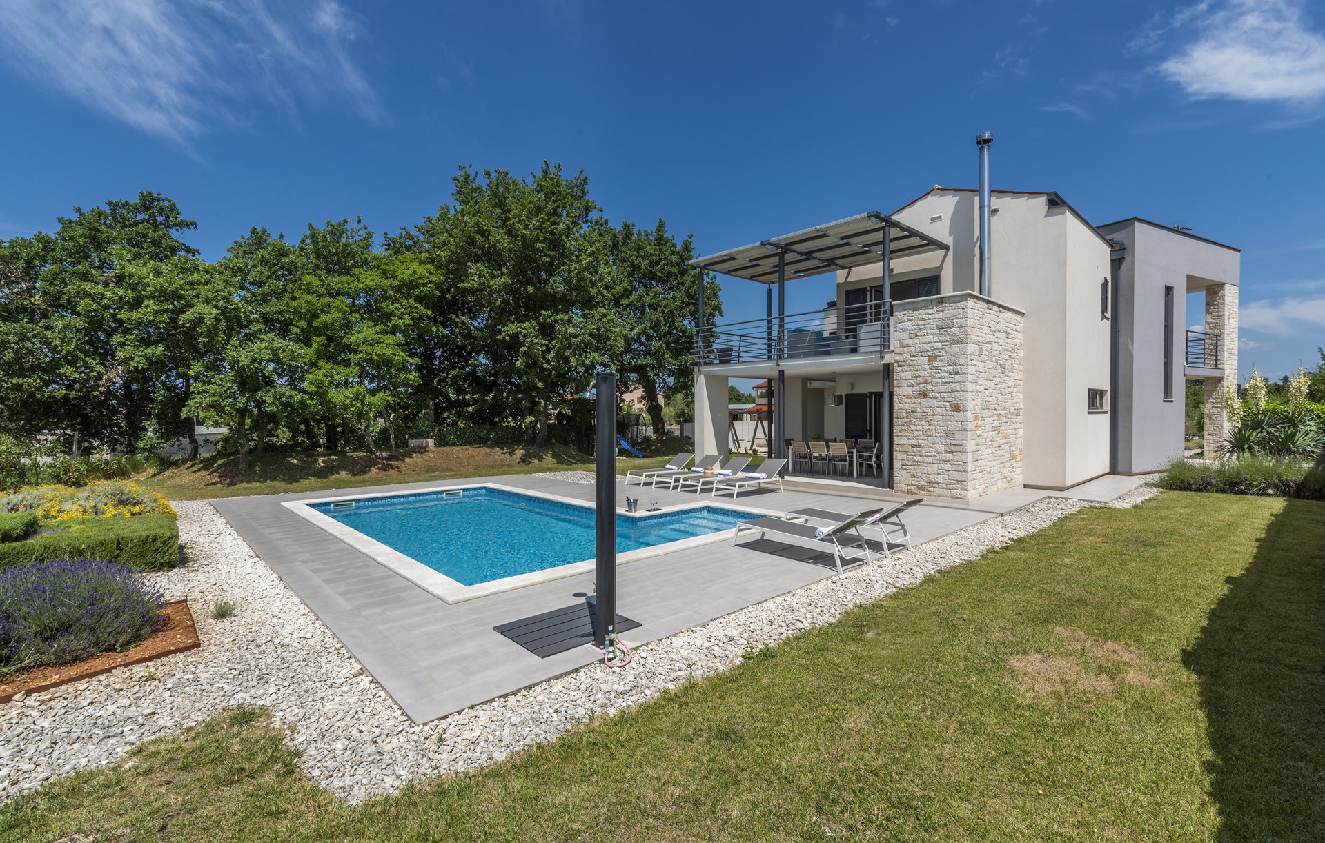 Holiday Home Green Way with Pool