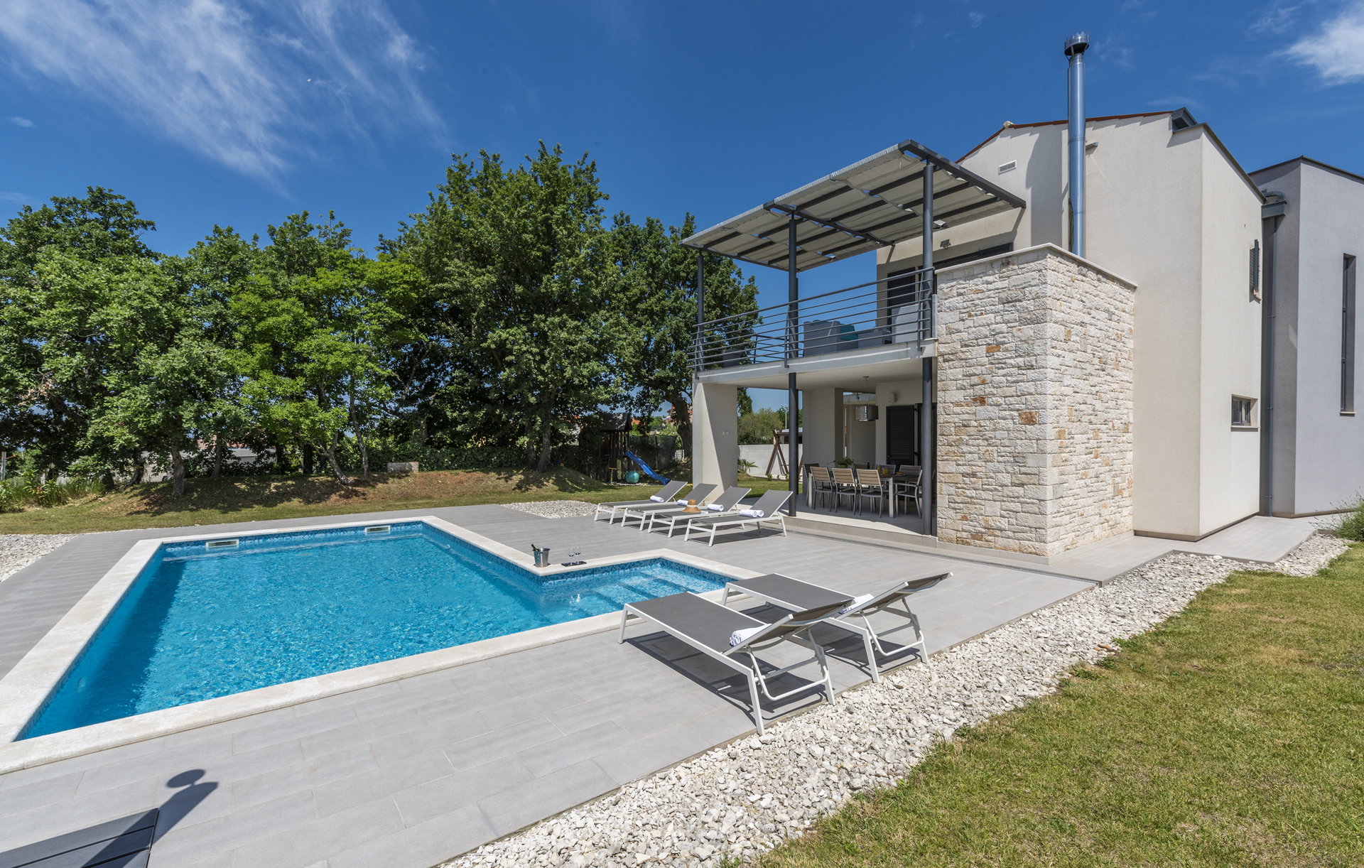 Holiday Home Green Way with Pool