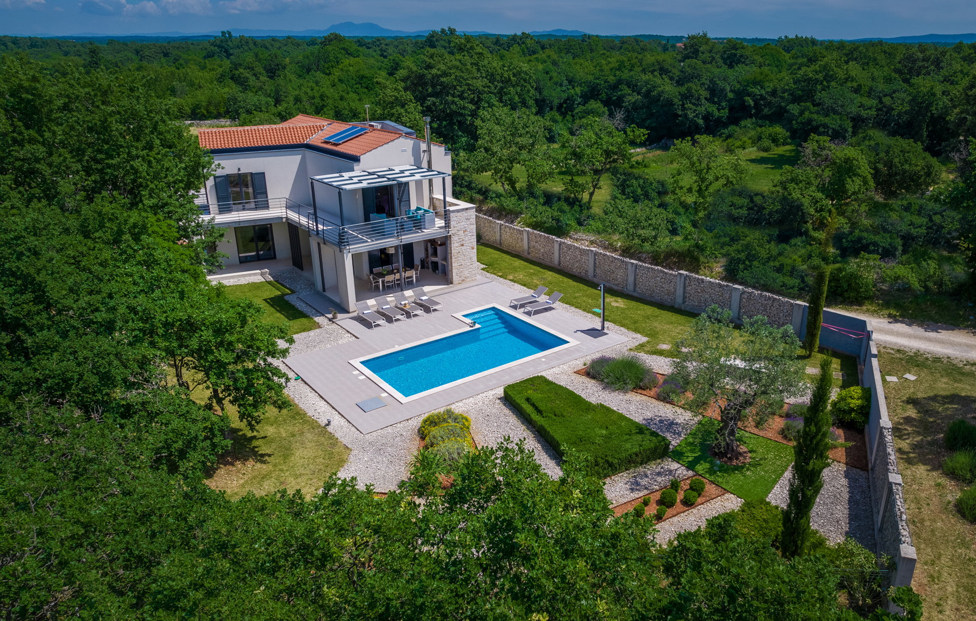 Holiday Home Green Way with Pool