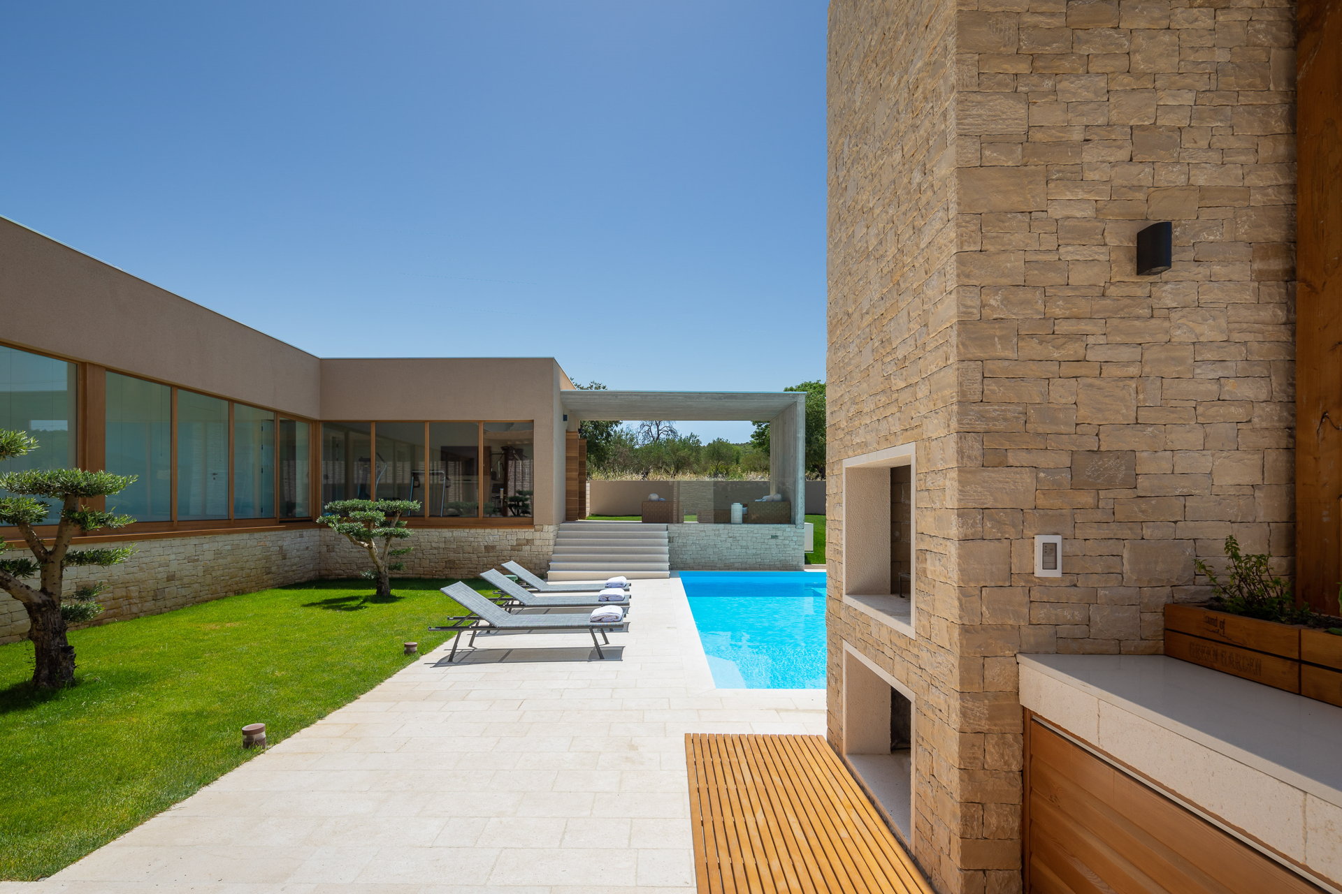 Luxury Villa Silence with Heated Pool