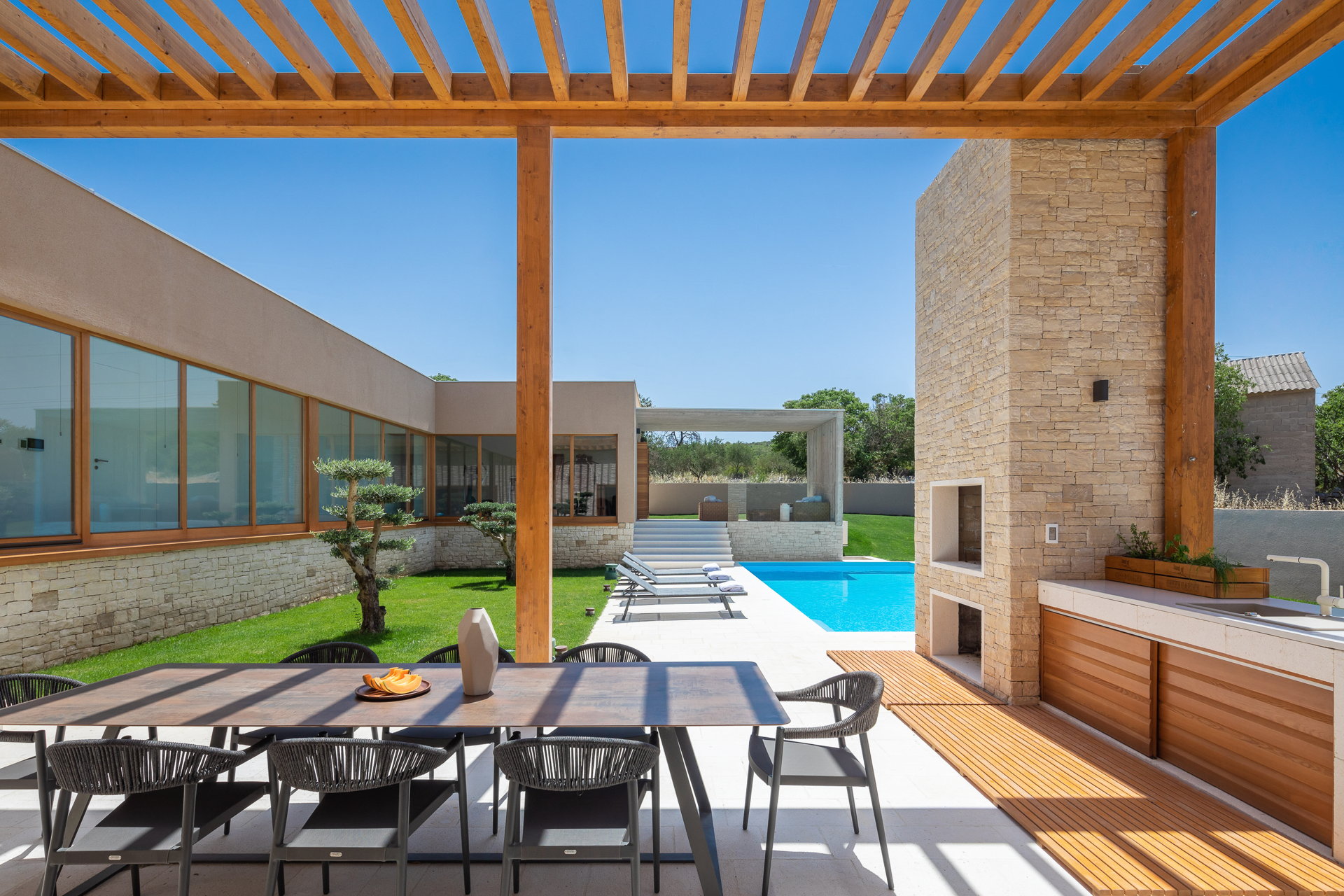 Luxury Villa Silence with Heated Pool
