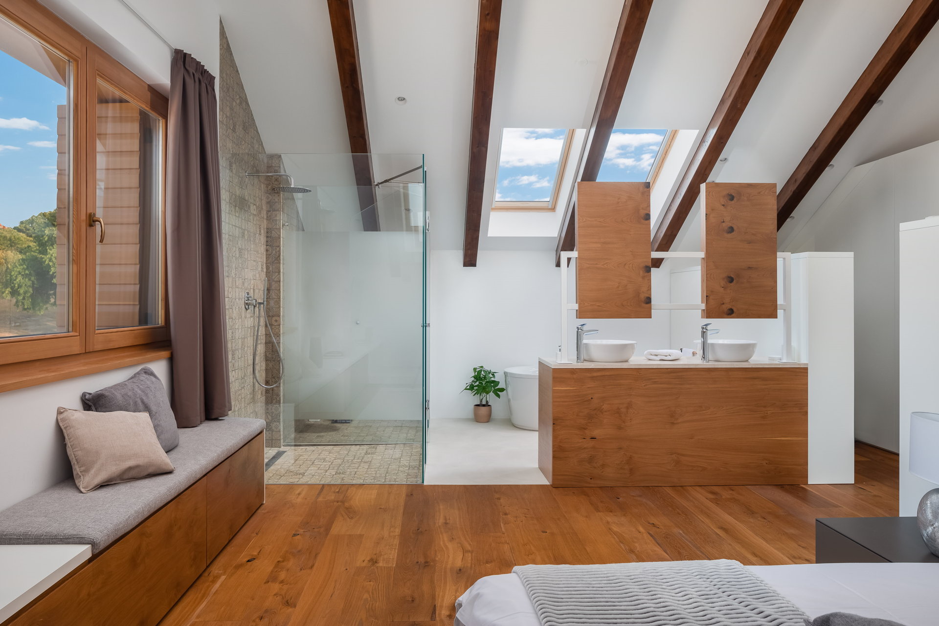 Luxury Villa Silence with Heated Pool