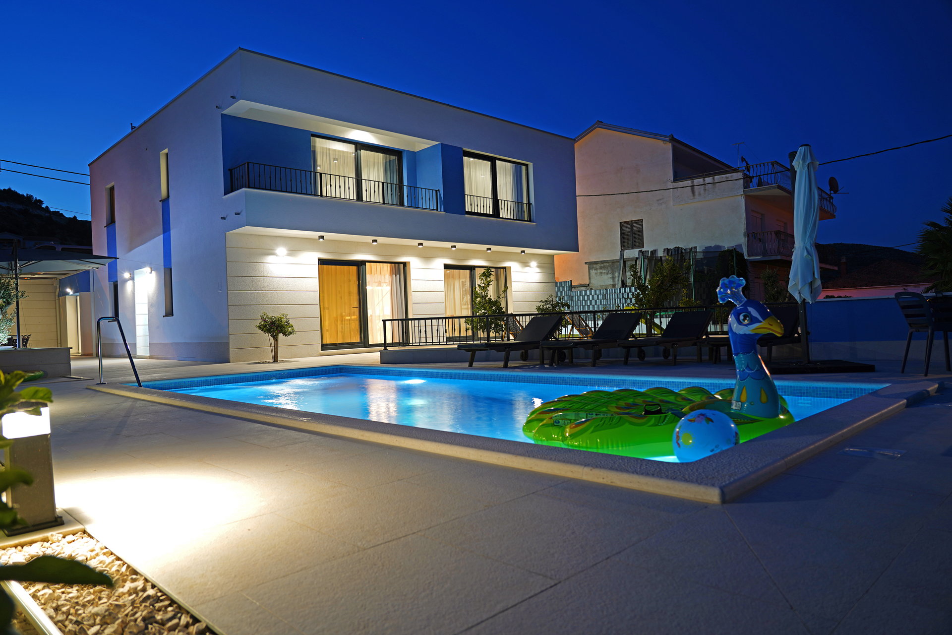 Villa Lady Blue with Heated Pool