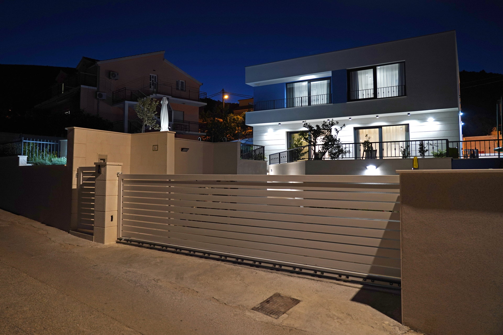 Villa Lady Blue with Heated Pool