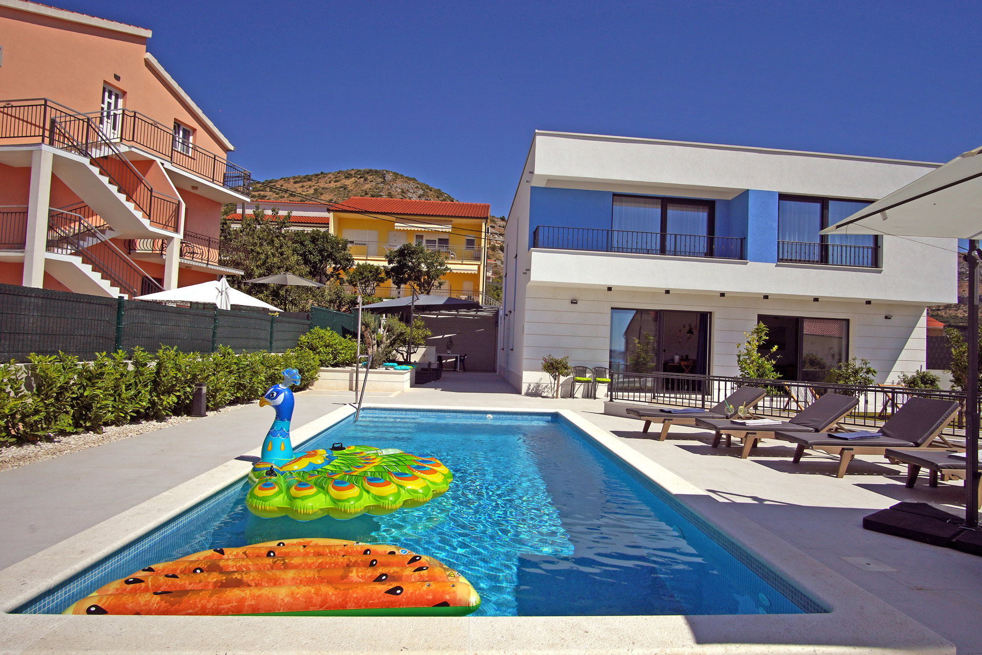 Villa Lady Blue with Heated Pool