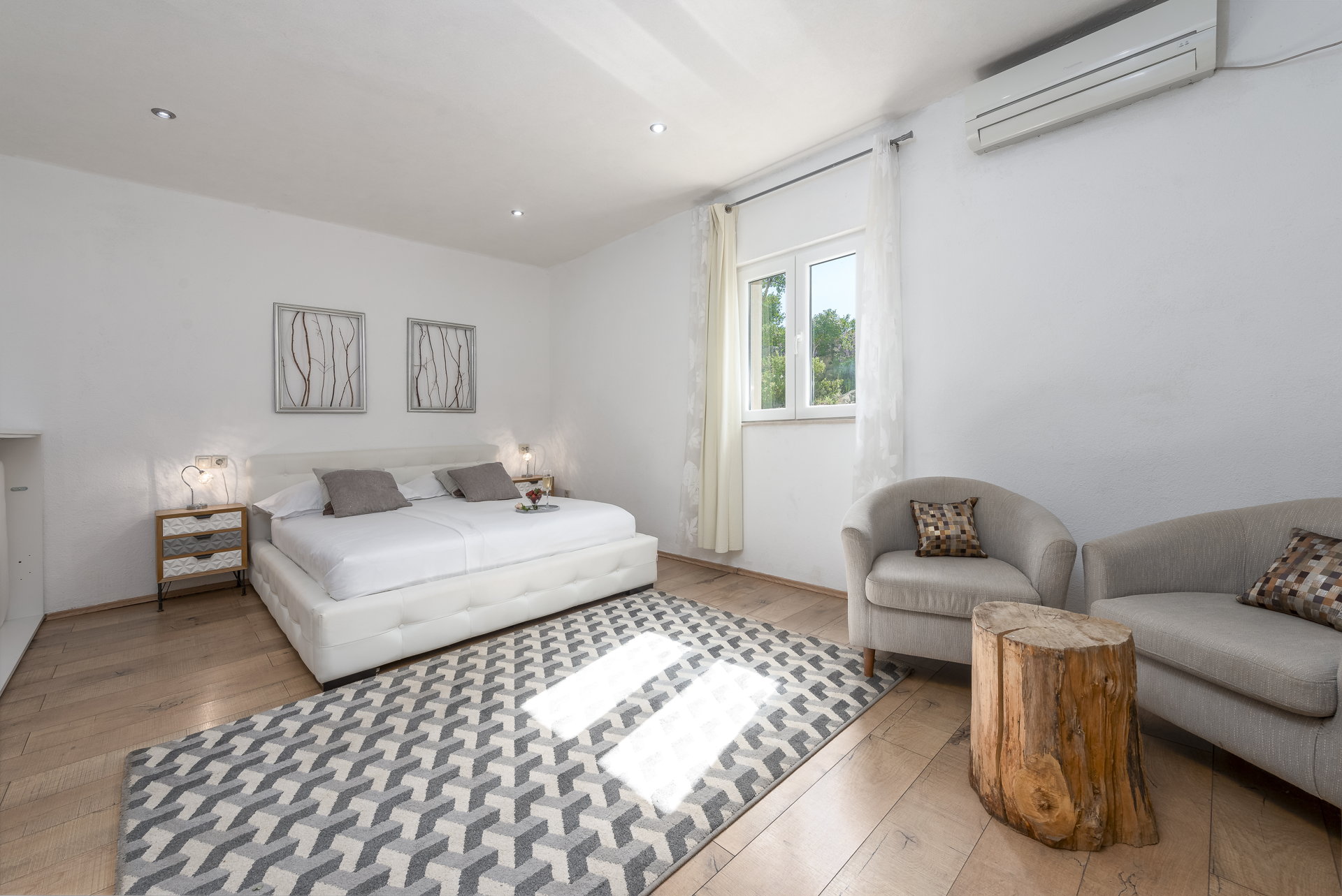 Villa Auras with Heated Pool