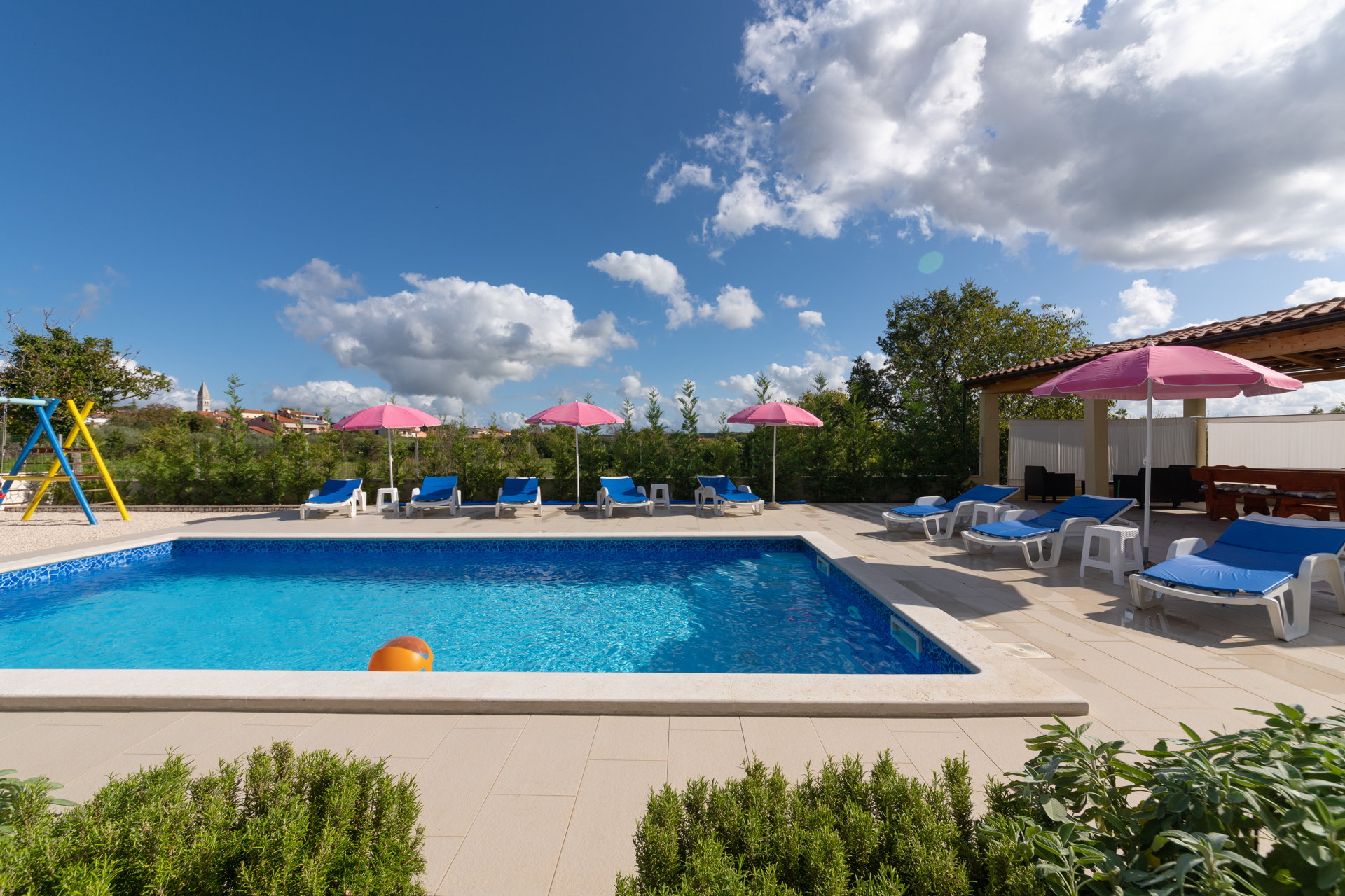 Villa Comfort with Pool