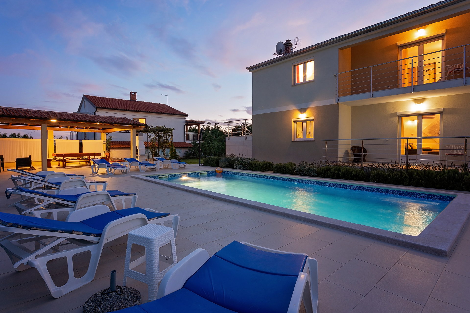 Villa Comfort with Pool