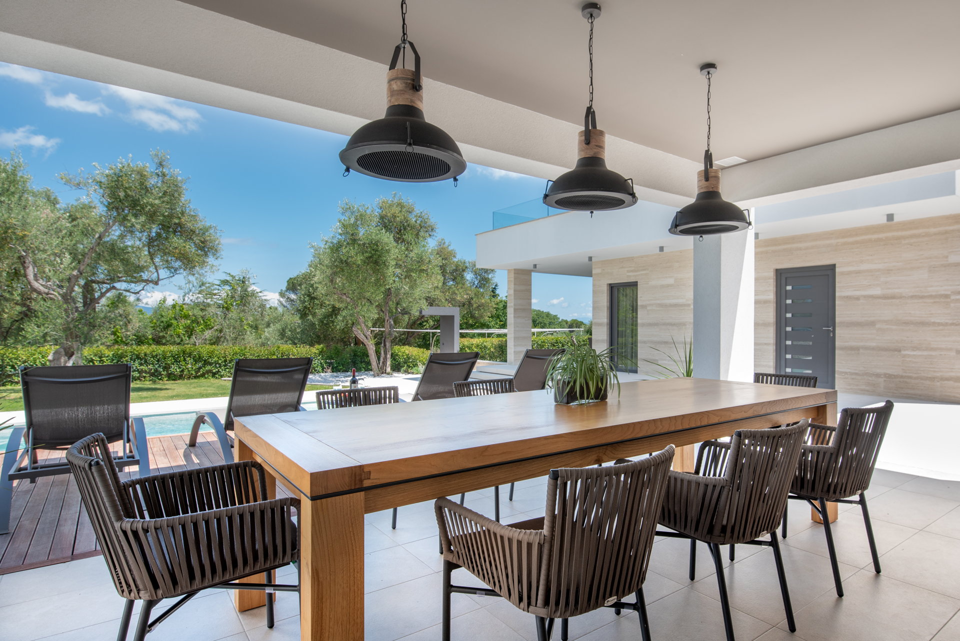 Luxury Villa Perfecta with Pool