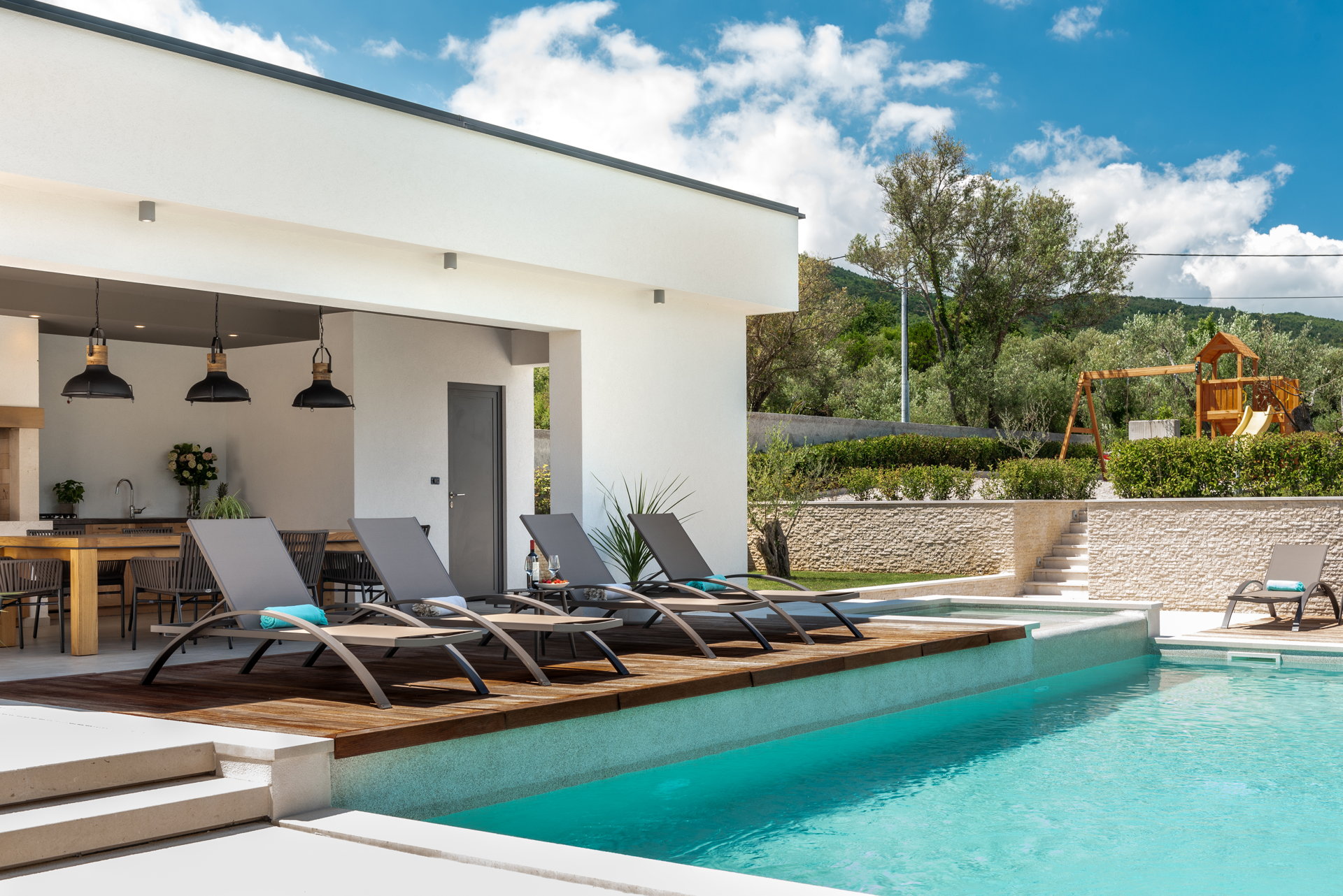 Luxury Villa Perfecta with Pool