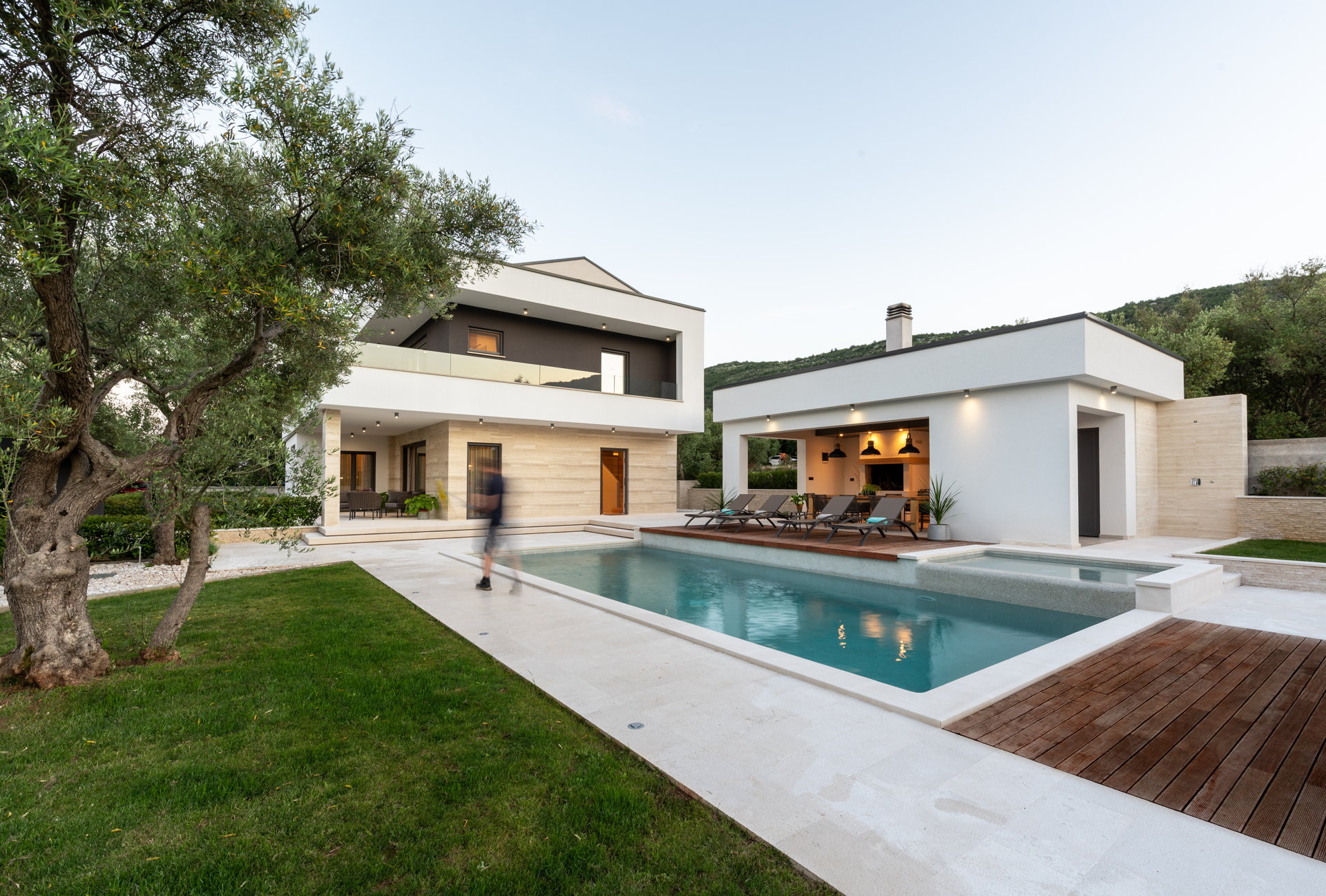 Luxury Villa Perfecta with Pool
