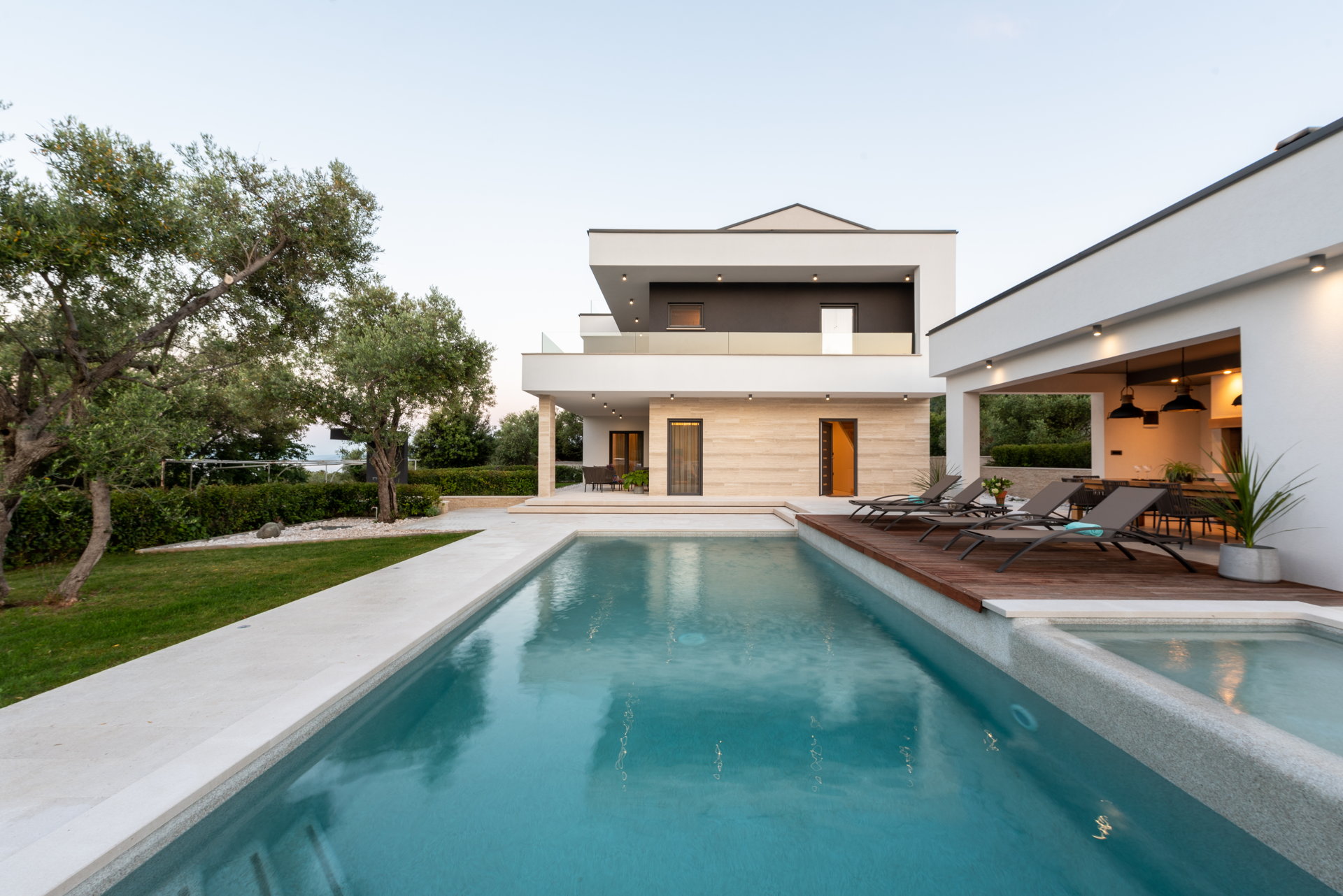 Luxury Villa Perfecta with Pool
