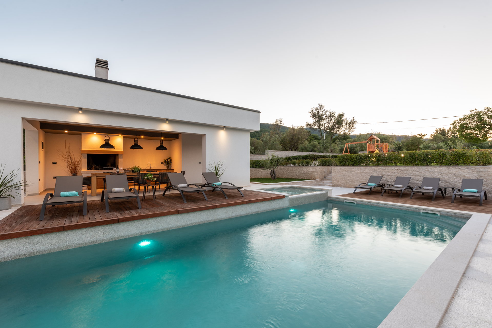Luxury Villa Perfecta with Pool