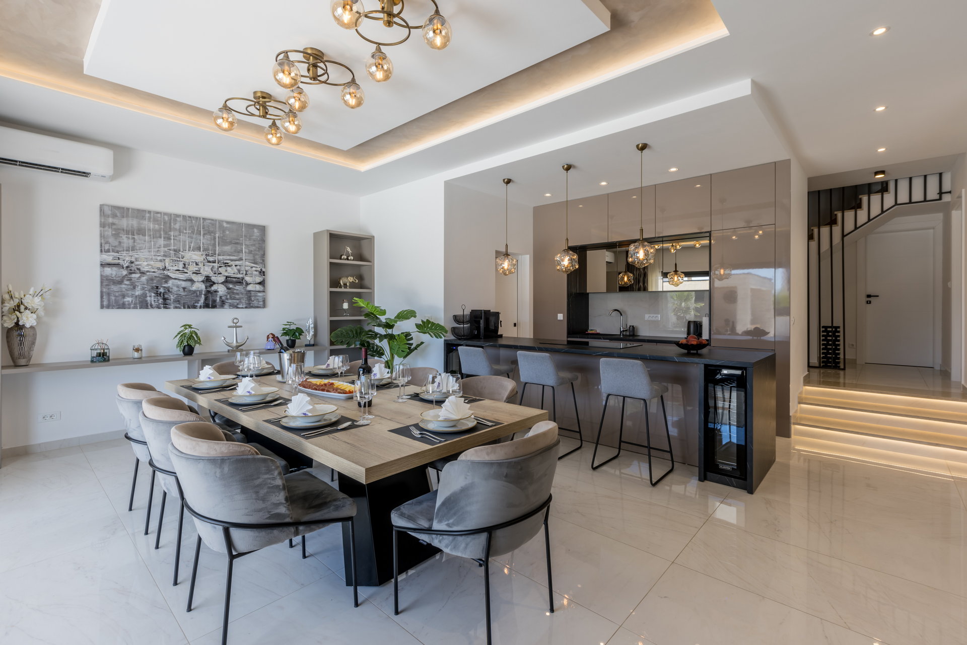 Luxury Villa Contessa with Pool
