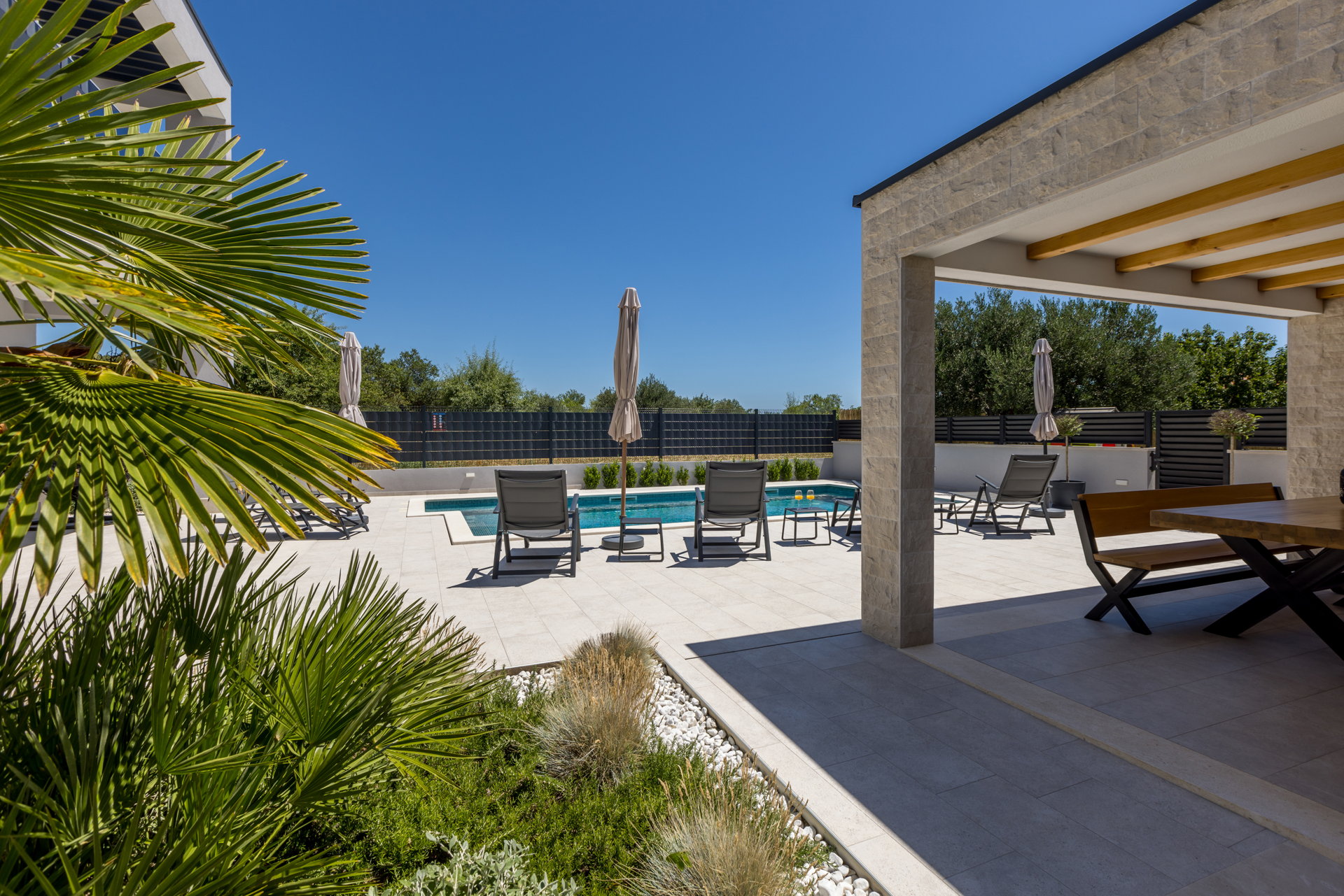 Luxury Villa Contessa with Pool