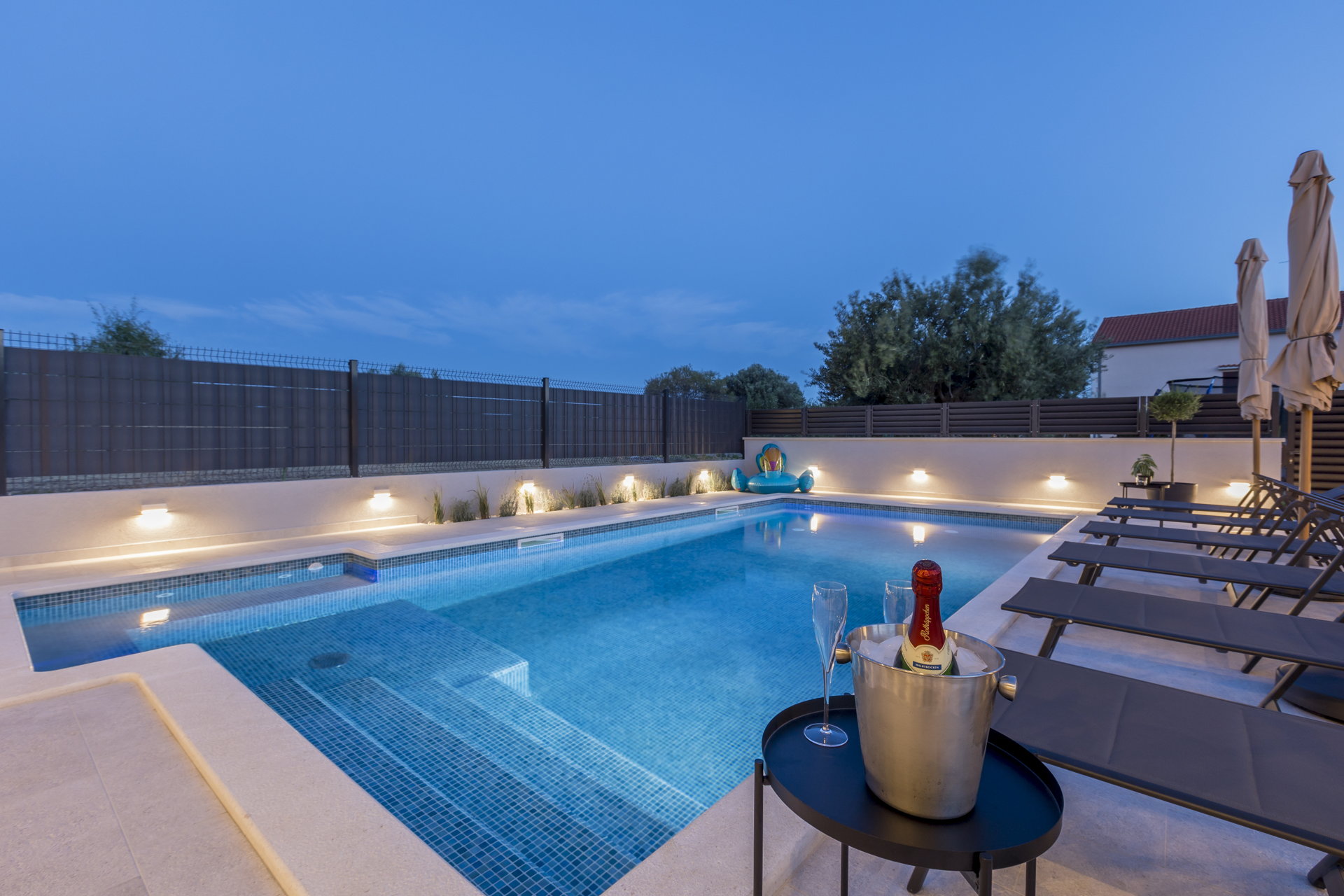 Luxury Villa Contessa with Pool