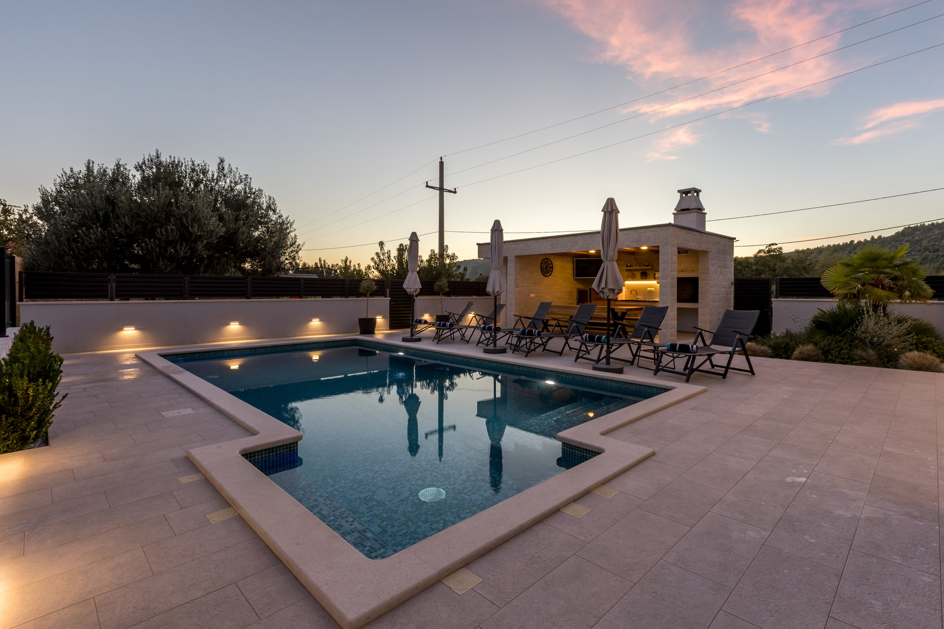 Luxury Villa Contessa with Pool