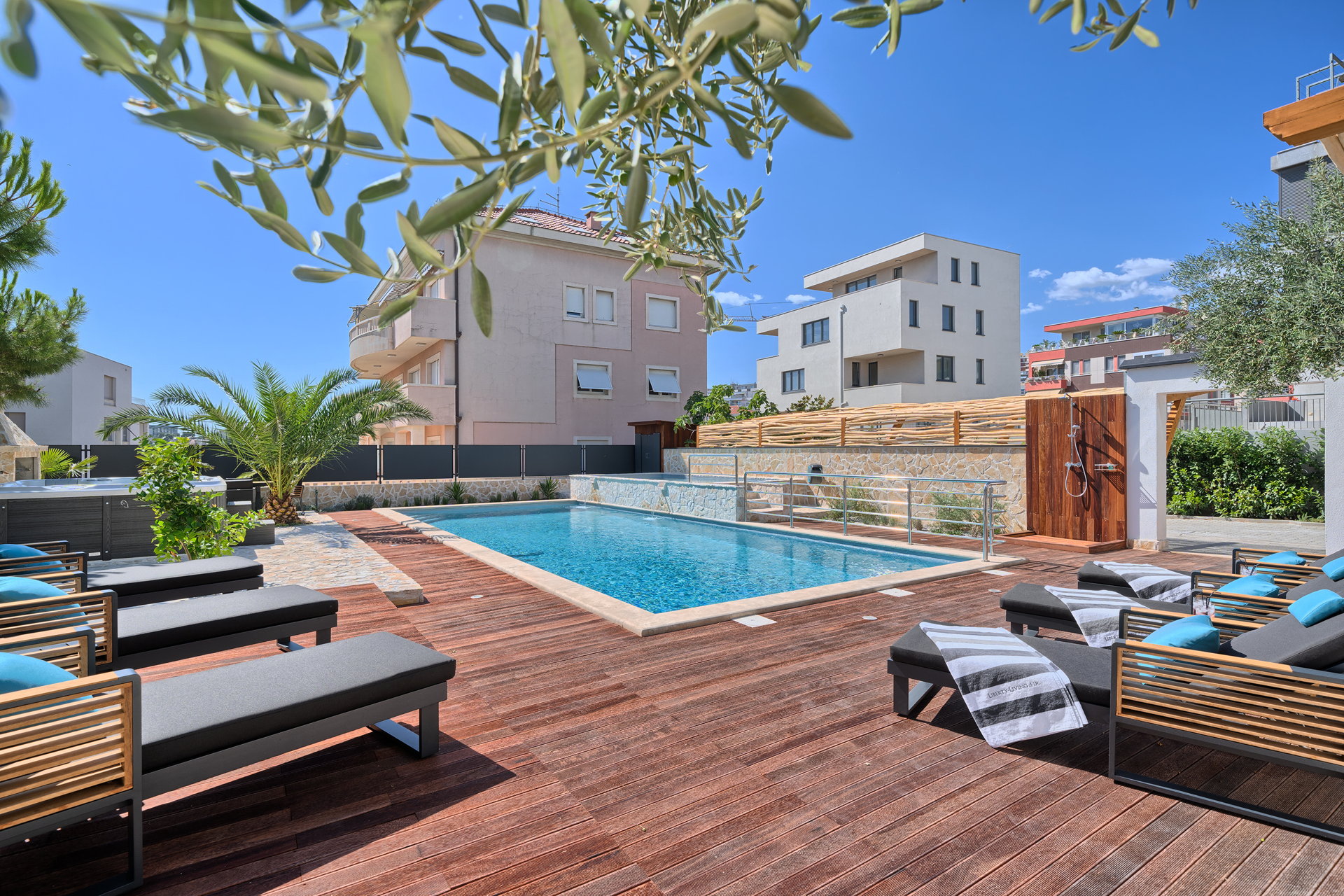 Villa Liberty Living with Pool