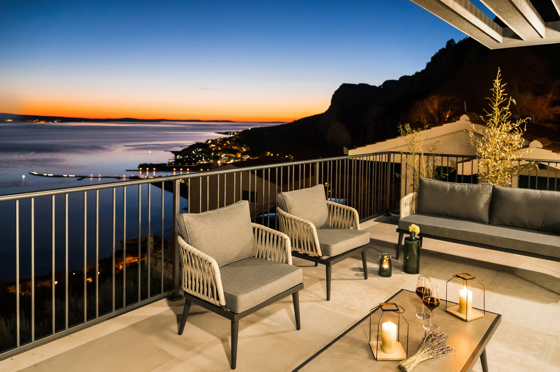 Luxury Villa Diorama with Pool