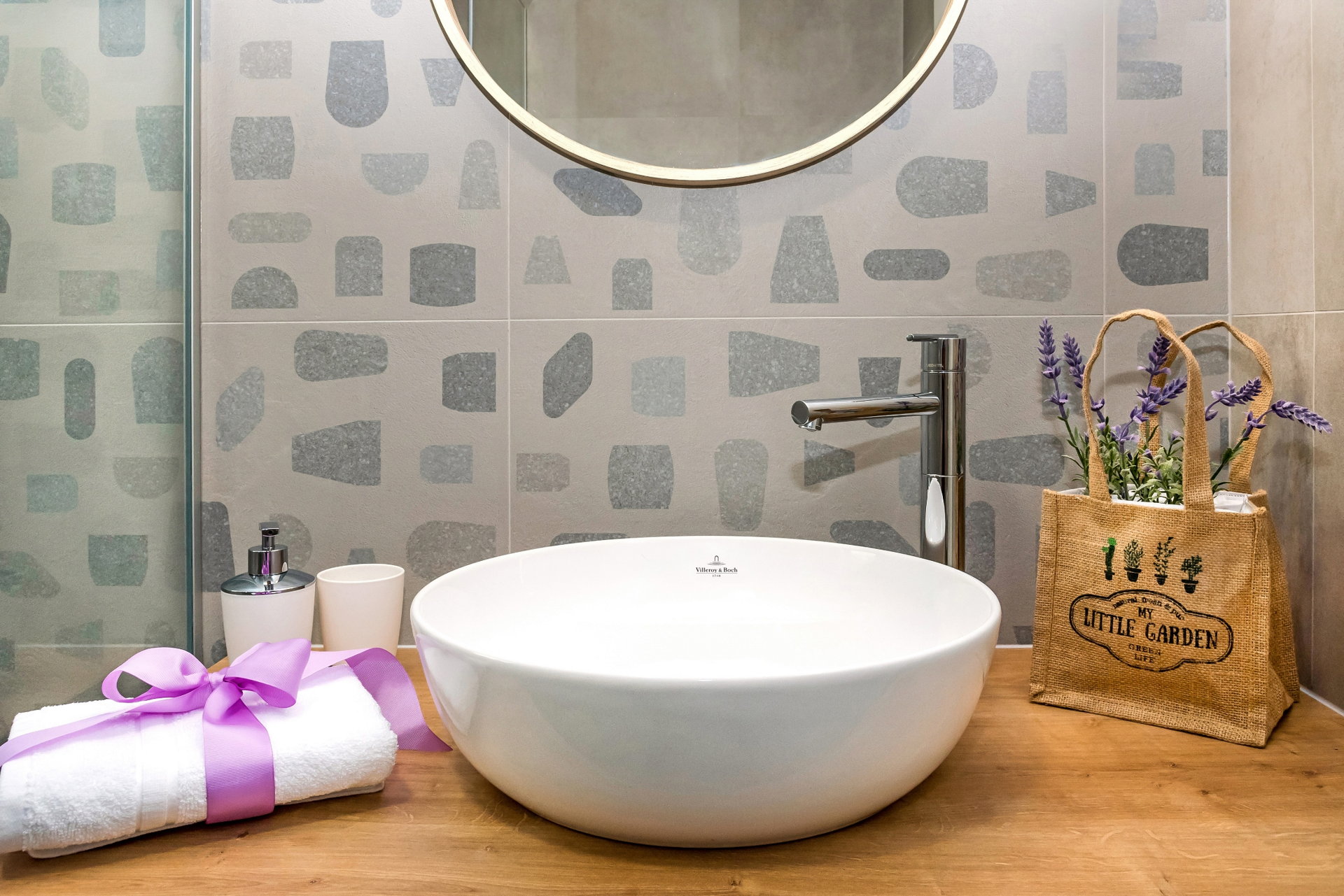 Luxury Villa Diorama with Pool