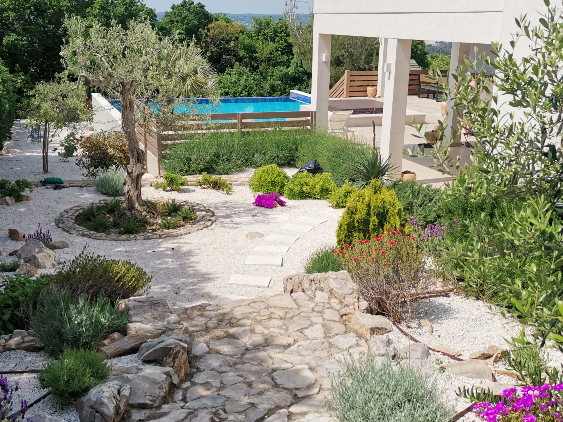 Villa Sunny Day with Pool