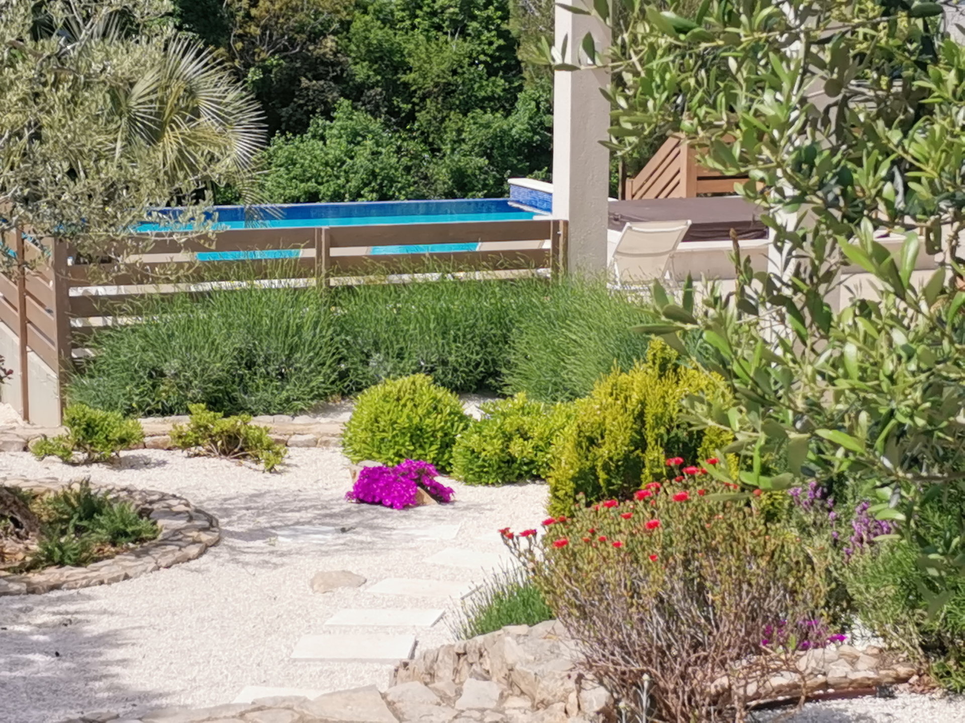 Villa Sunny Day with Pool