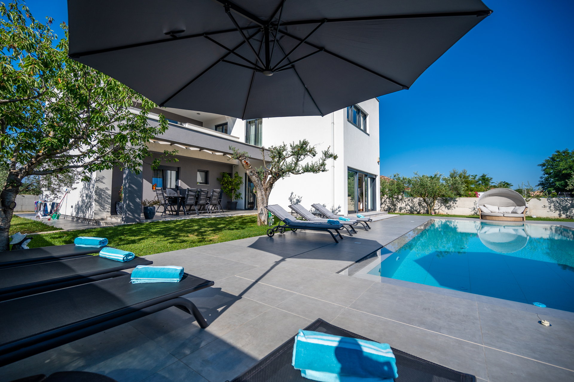 Villa Soriso with Pool