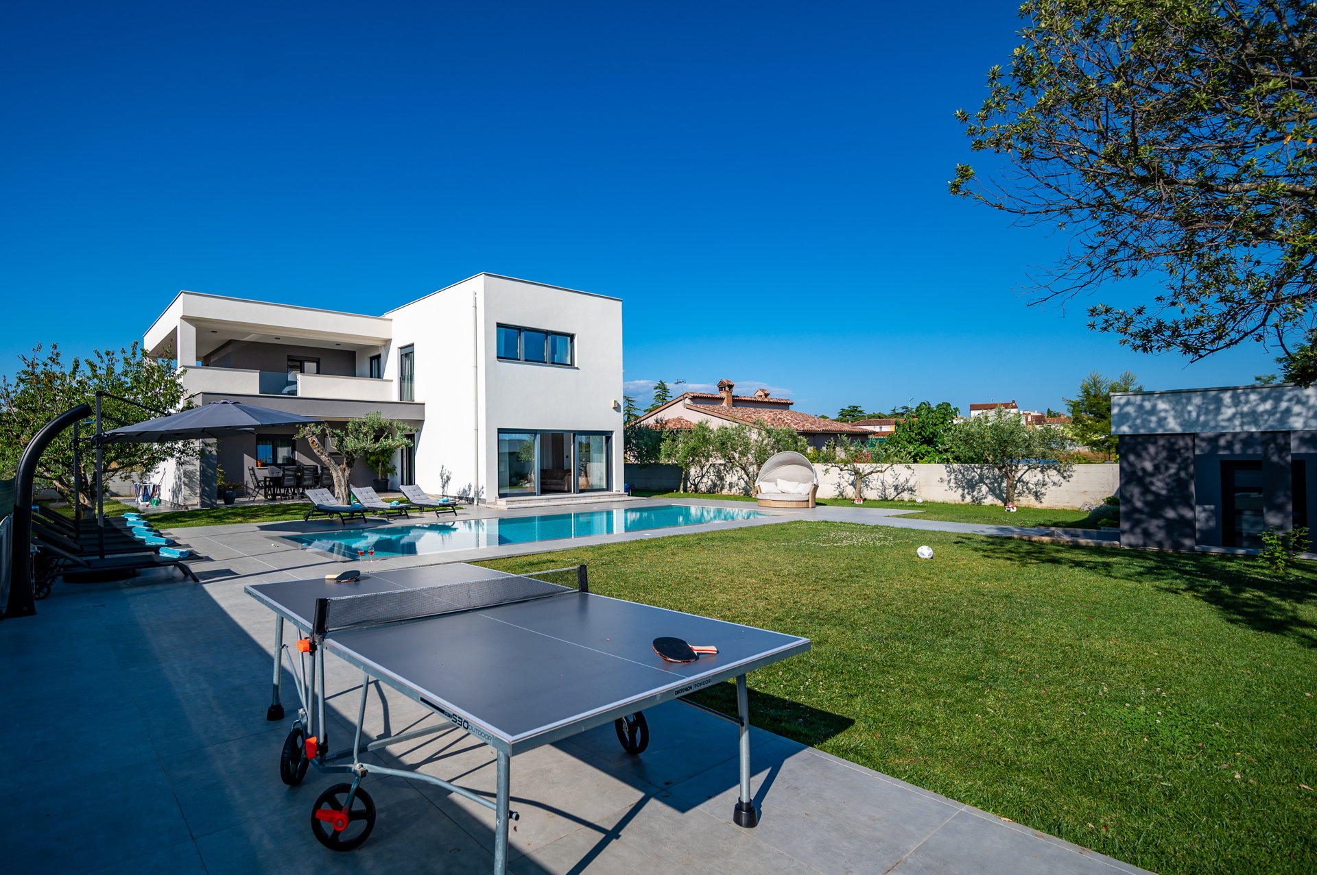 Villa Soriso with Pool