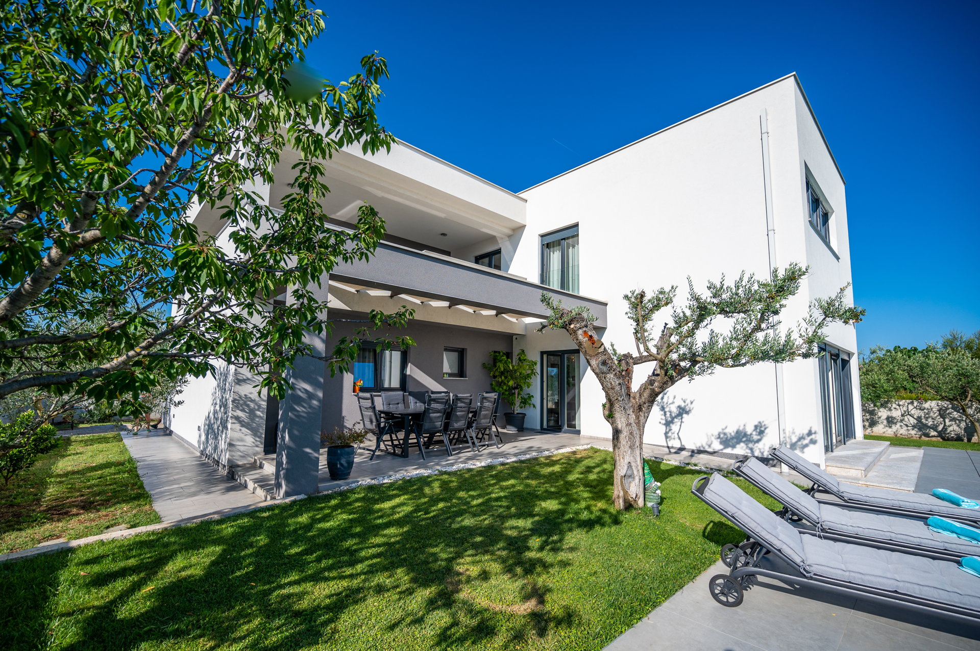 Villa Soriso with Pool