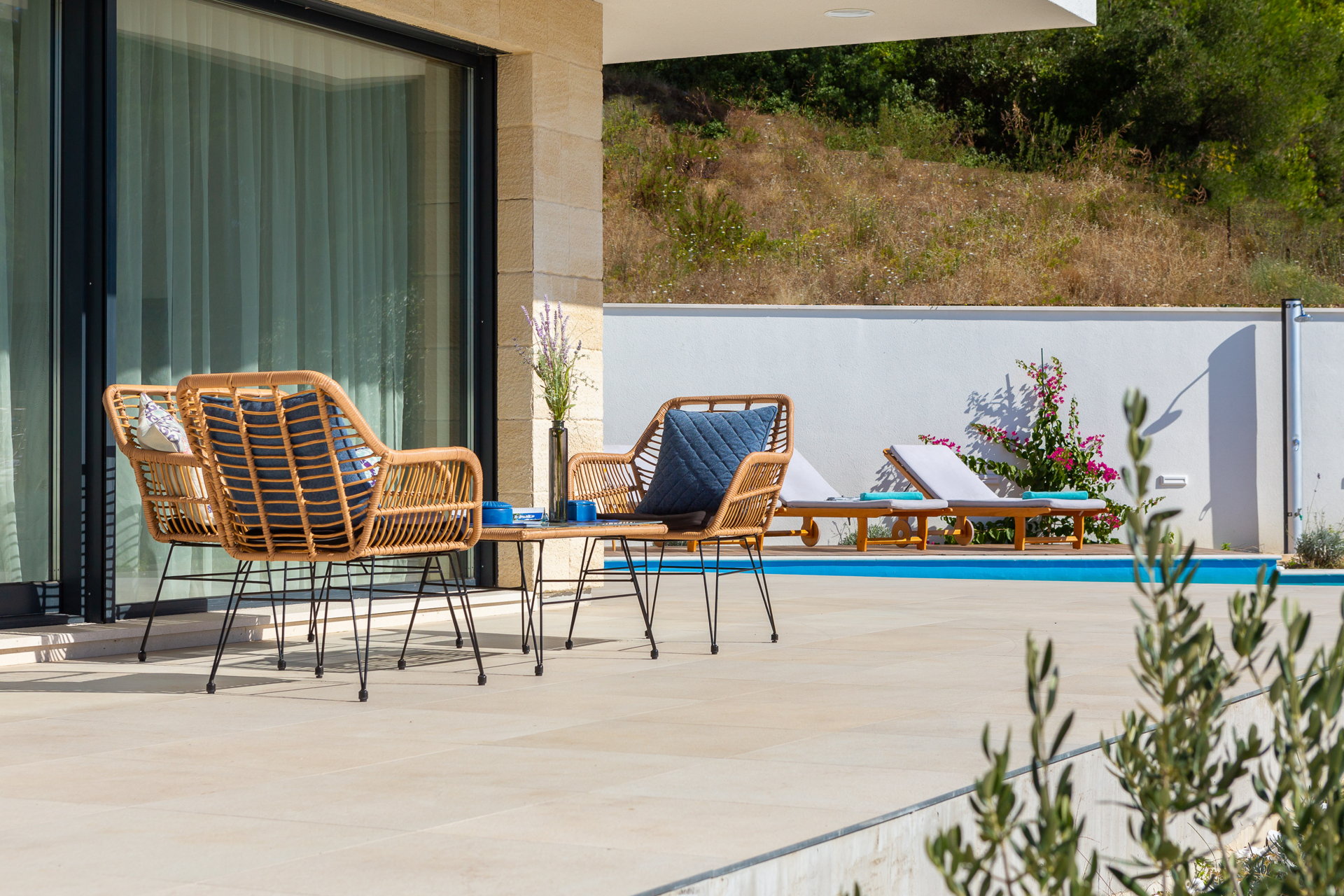 Villa Sun Kissed with Pool