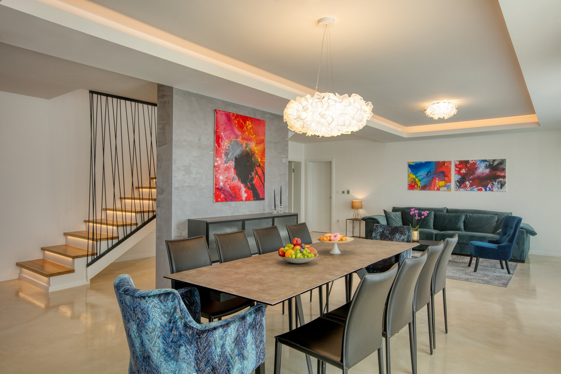 Luxury Villa Touch of Art with Pool