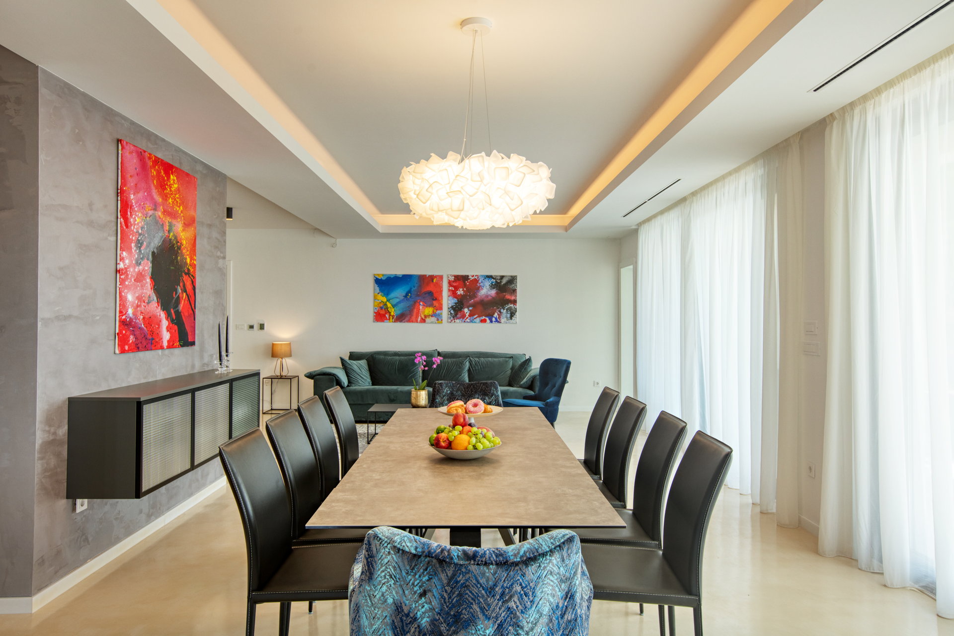 Luxury Villa Touch of Art with Pool