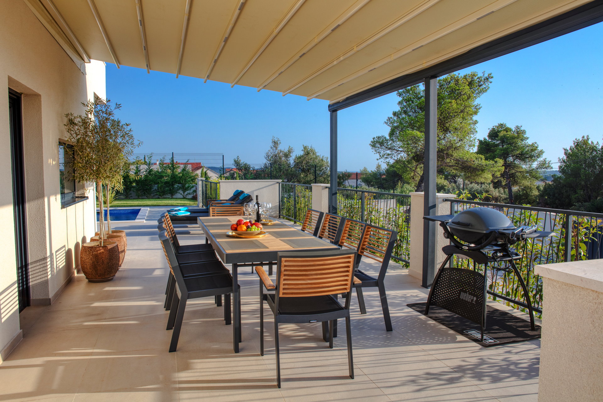 Luxury Villa Touch of Art with Pool
