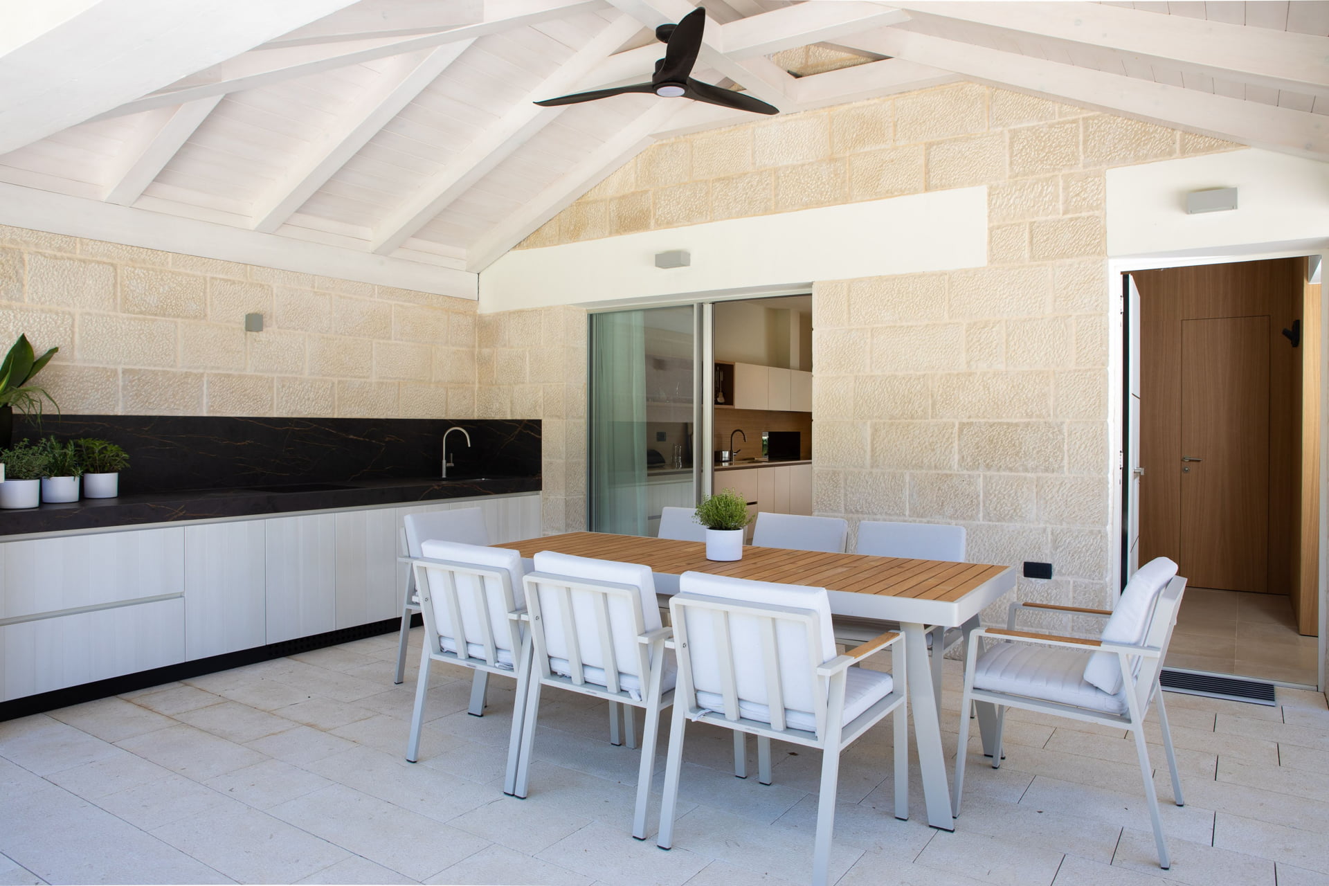 Luxury Villa Somber with Pool