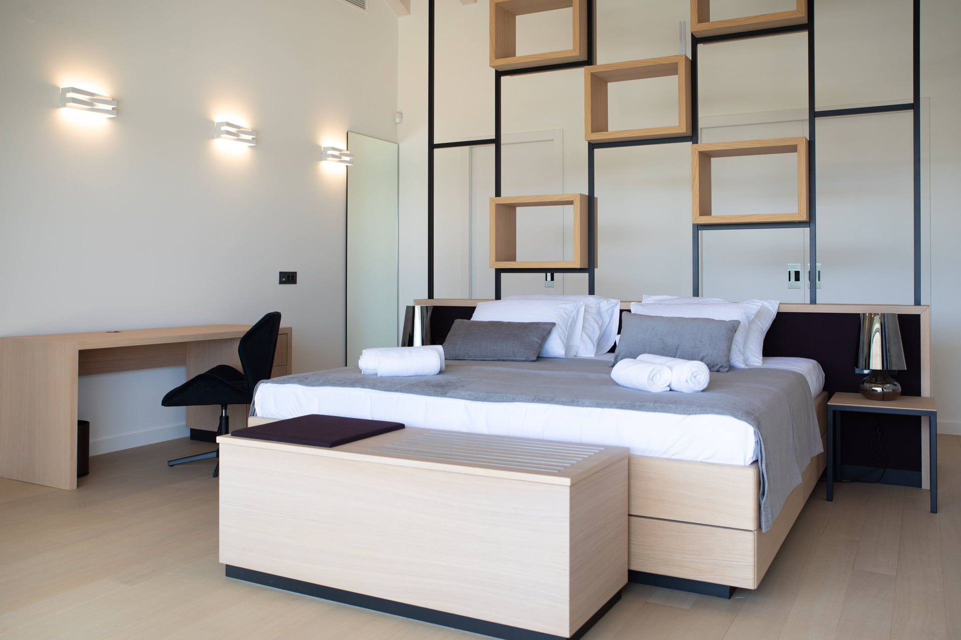 Luxury Villa Somber with Pool