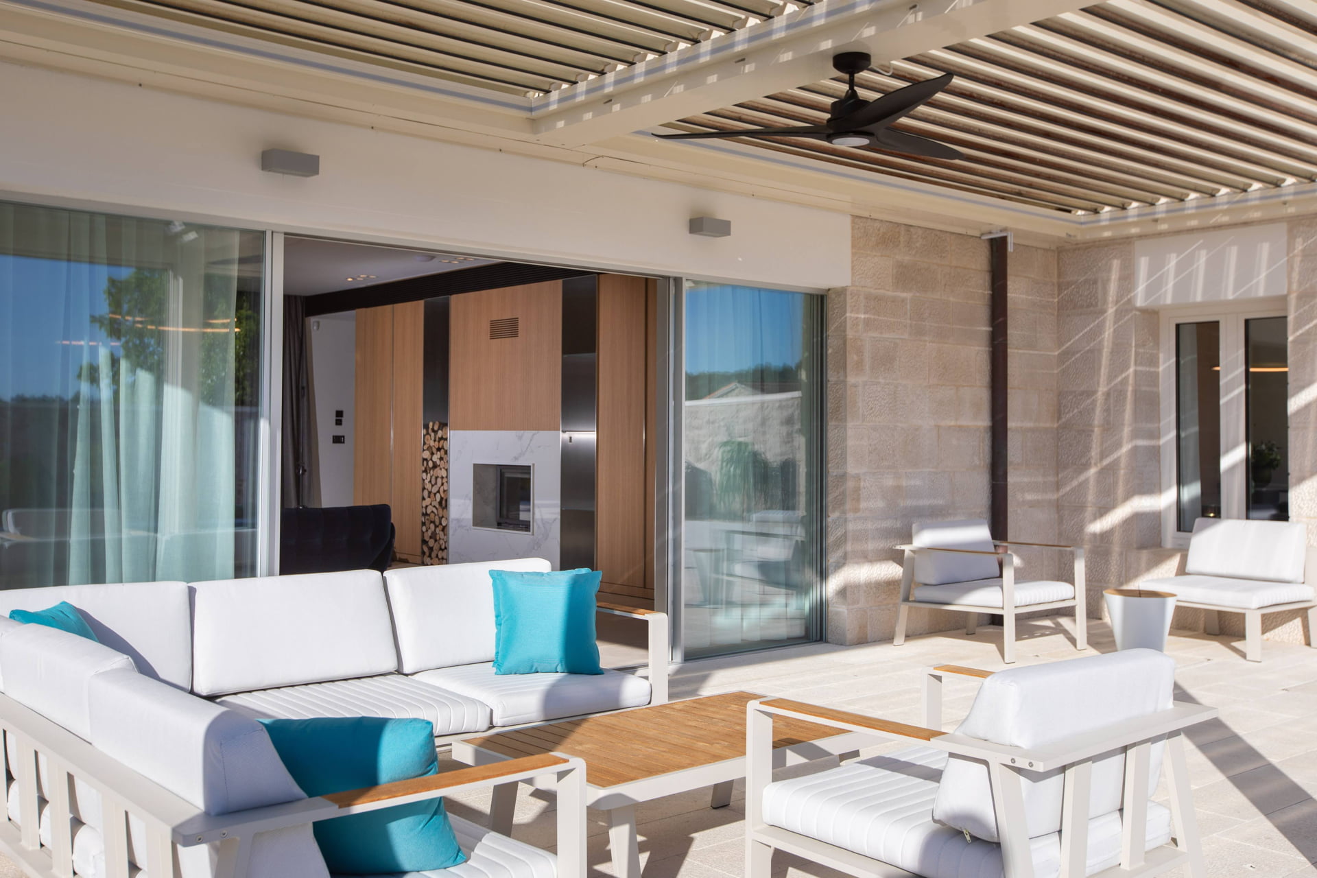 Luxury Villa Somber with Pool