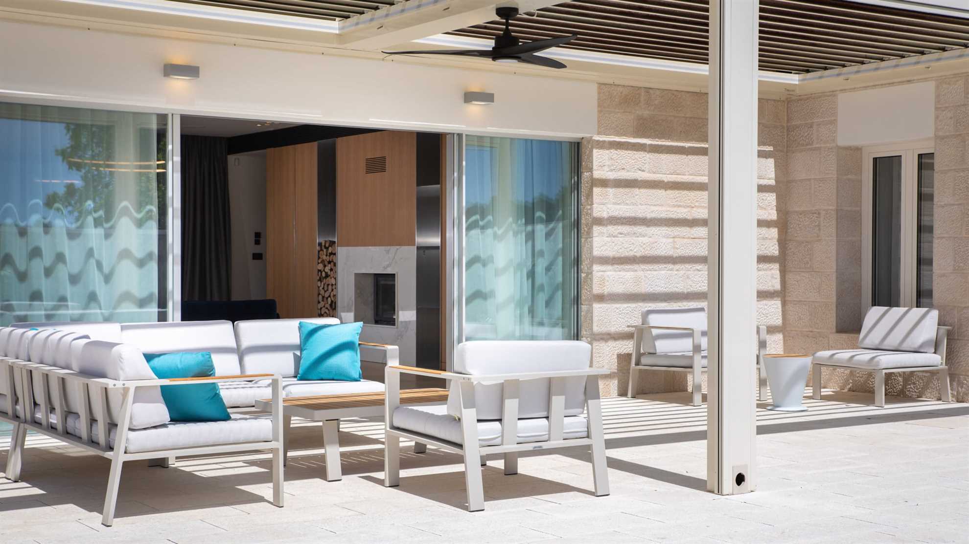 Luxury Villa Somber with Pool