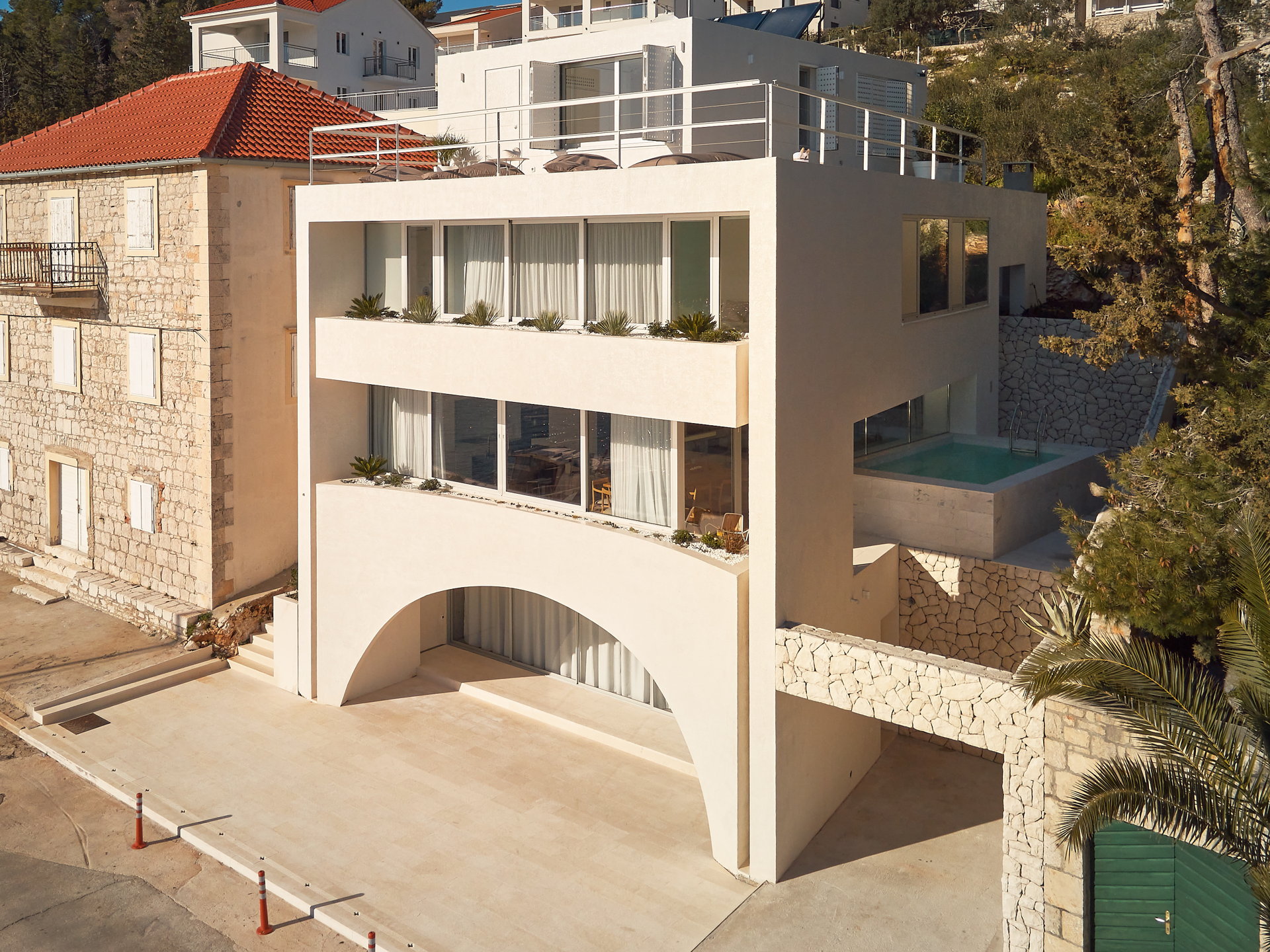Luxury Villa Ellipse with Pool