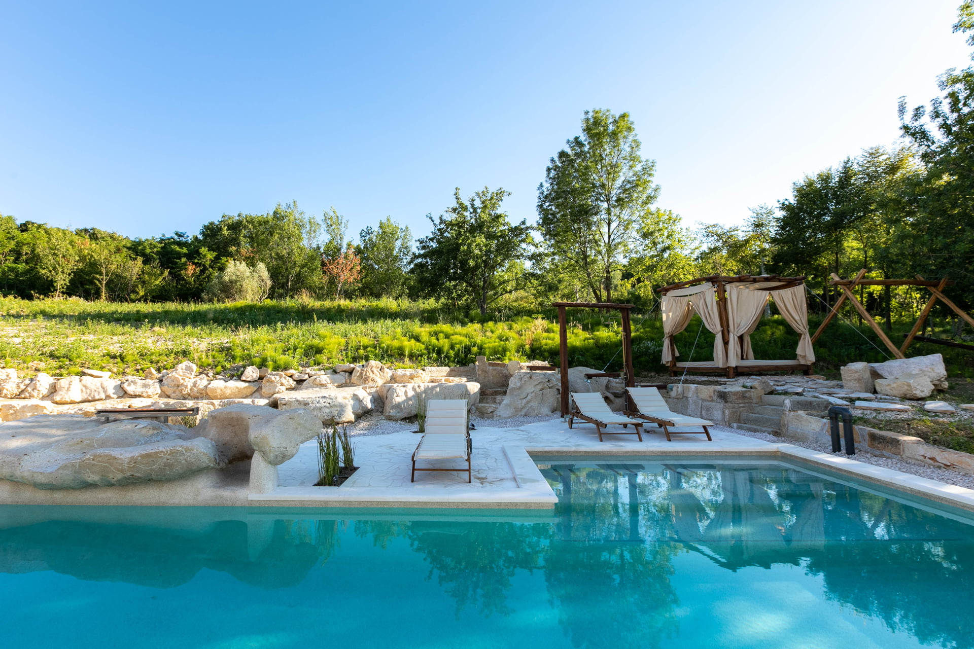 Villa Hillside with Pool