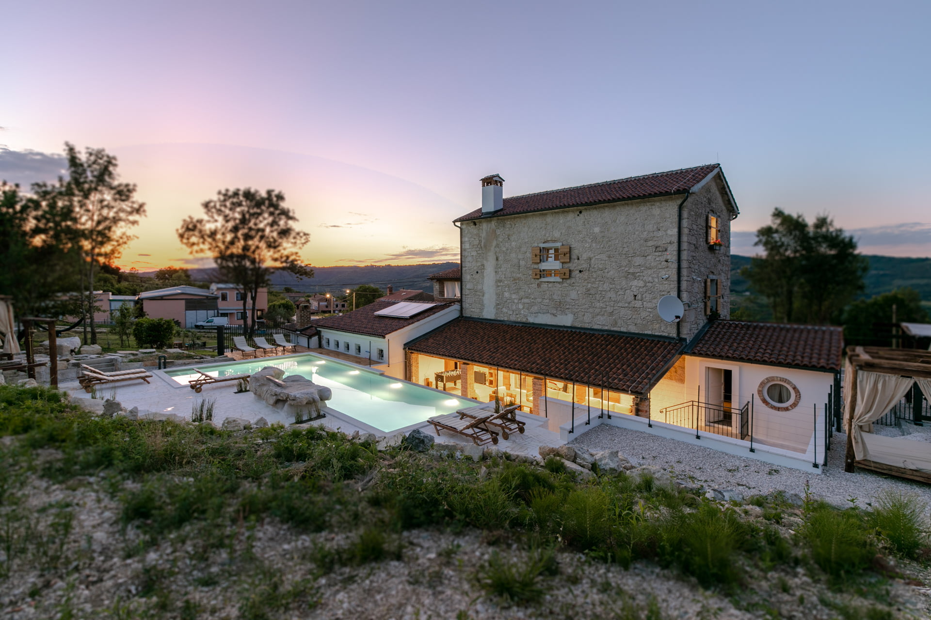 Villa Hillside with Pool