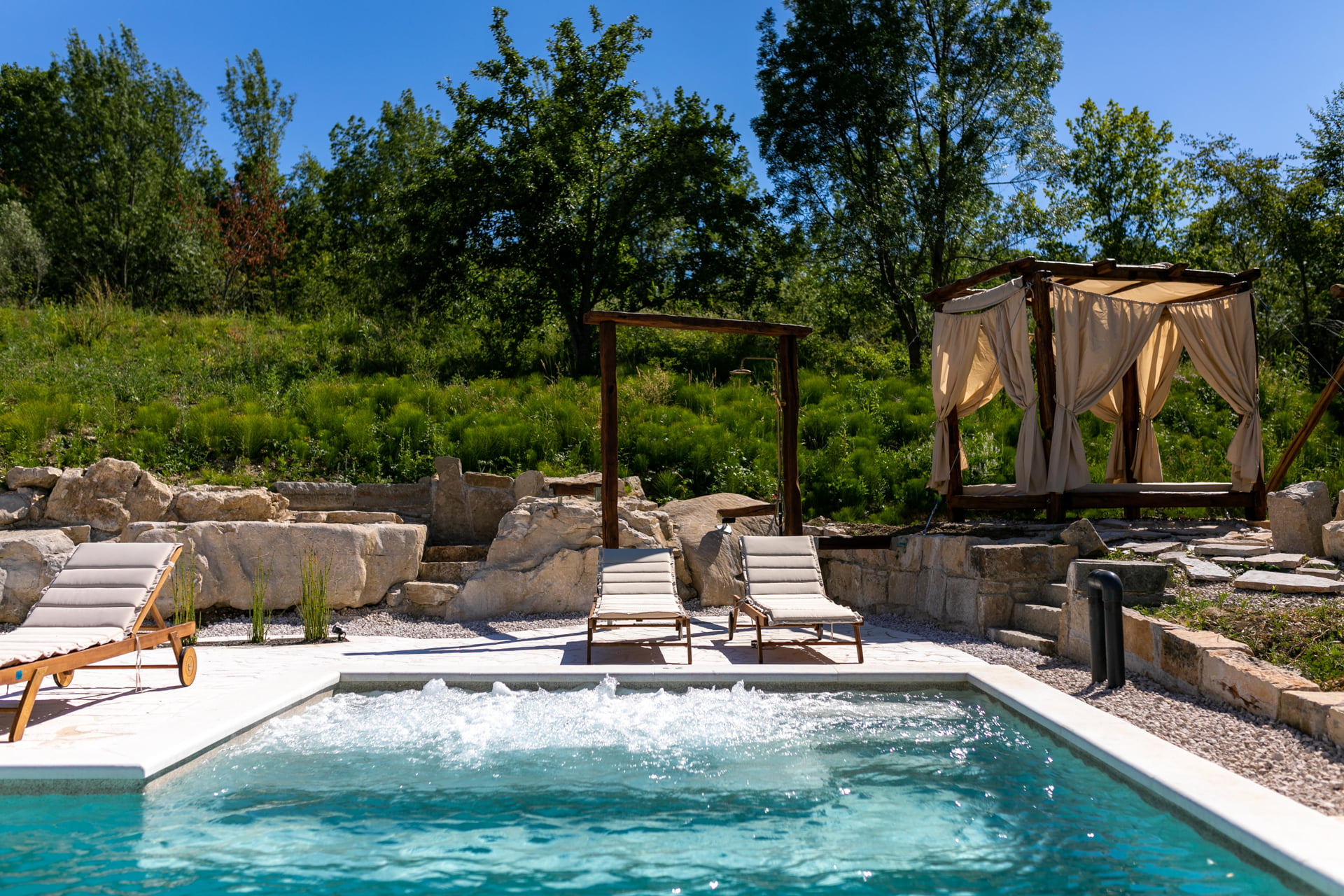Villa Hillside with Pool