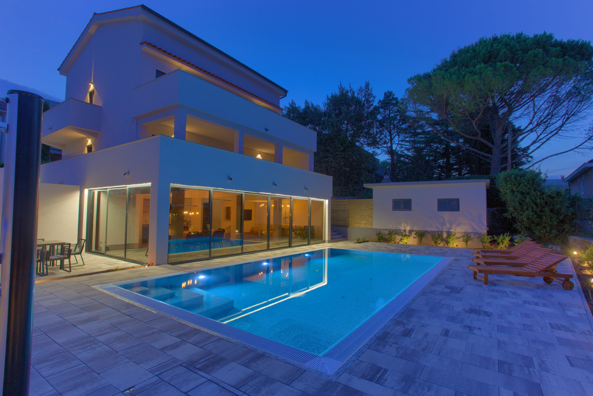 Villa Bonjour with Pool