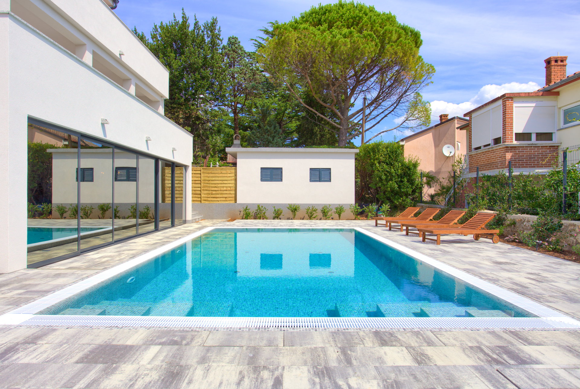 Villa Bonjour with Pool