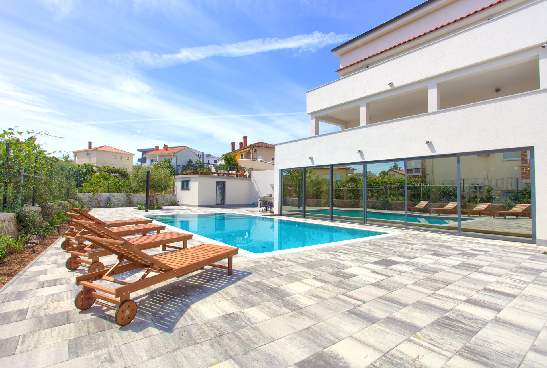 Villa Bonjour with Pool